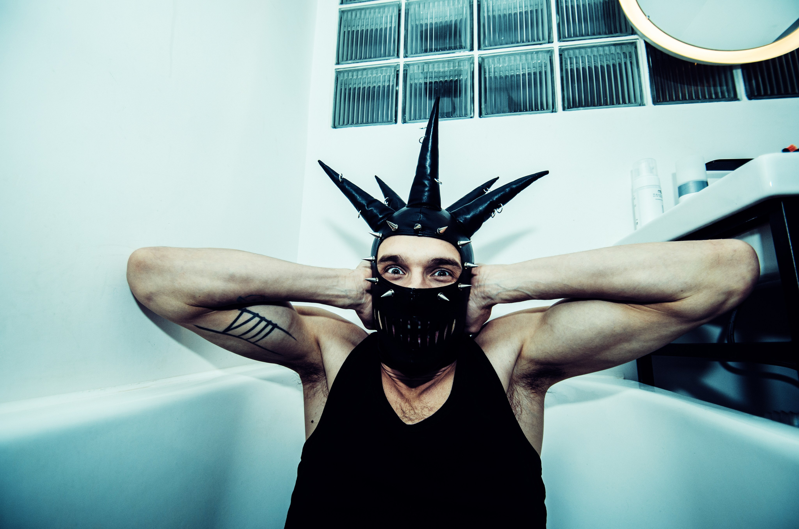 SORRY JESUS. ОЧЕНЬ ПЛОХОЙ ФОТОГРАФ