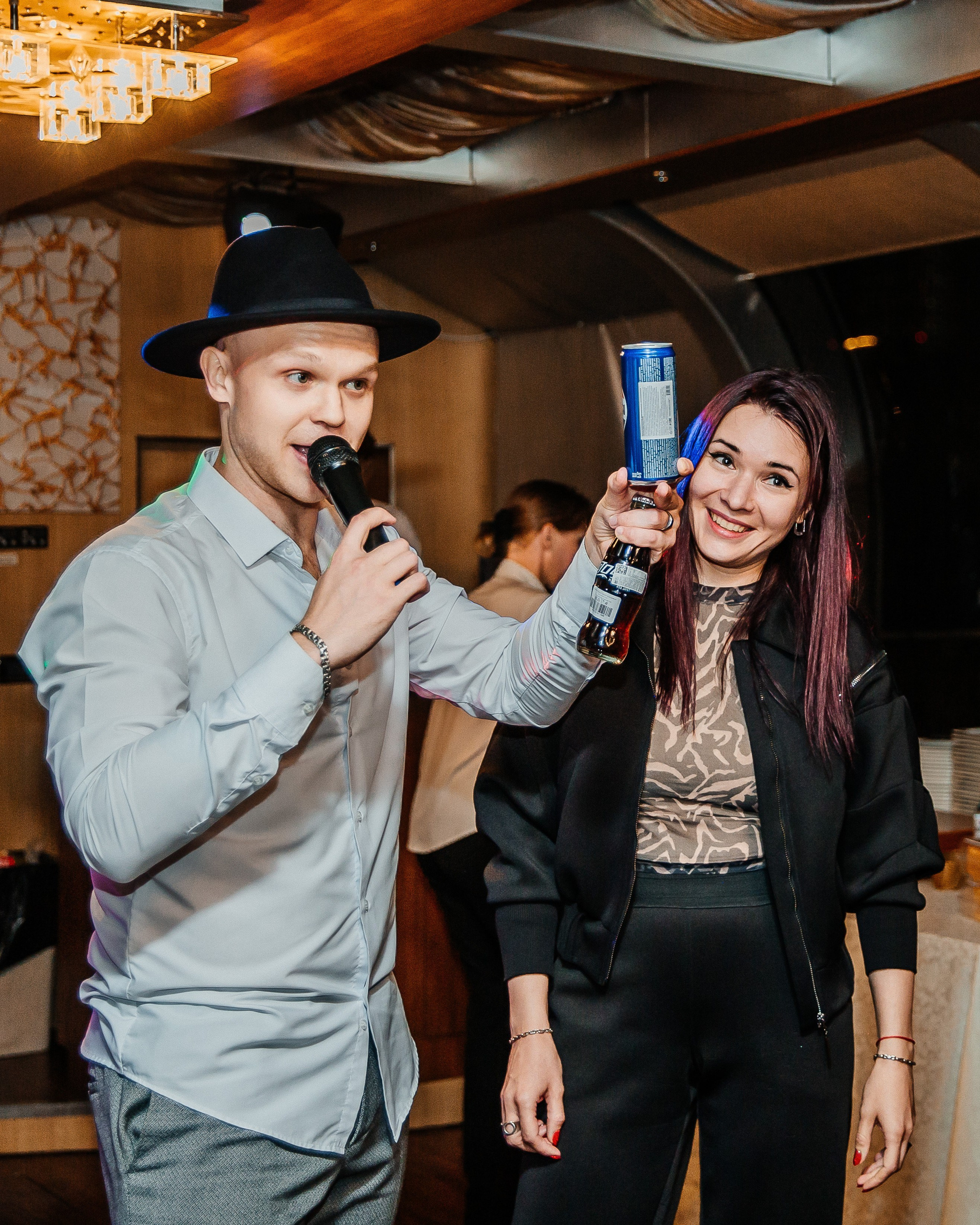 Ведущий (портфолио). Шоумен, пародист, ведущий Никита Шуклинов