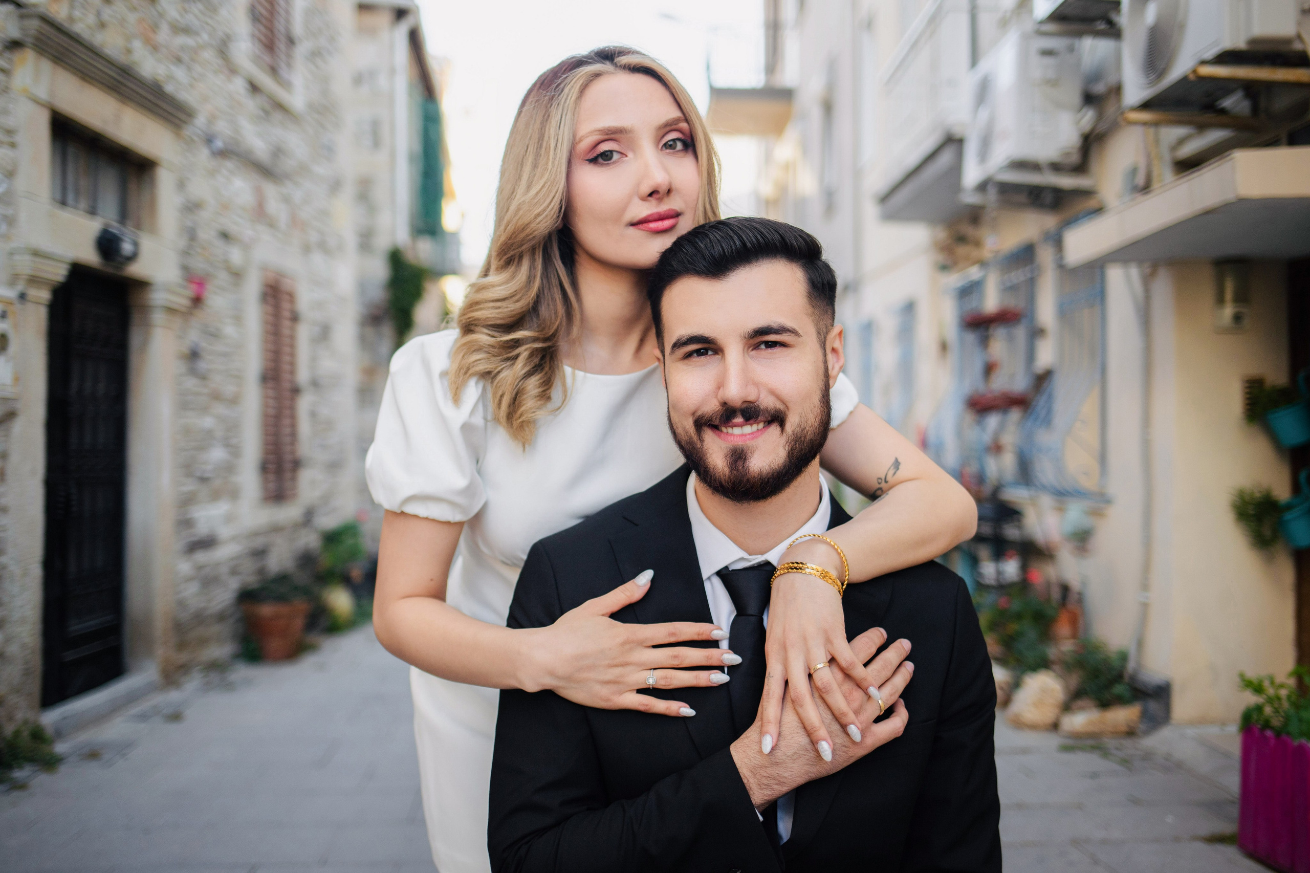 DEMET + AKIN. HOME