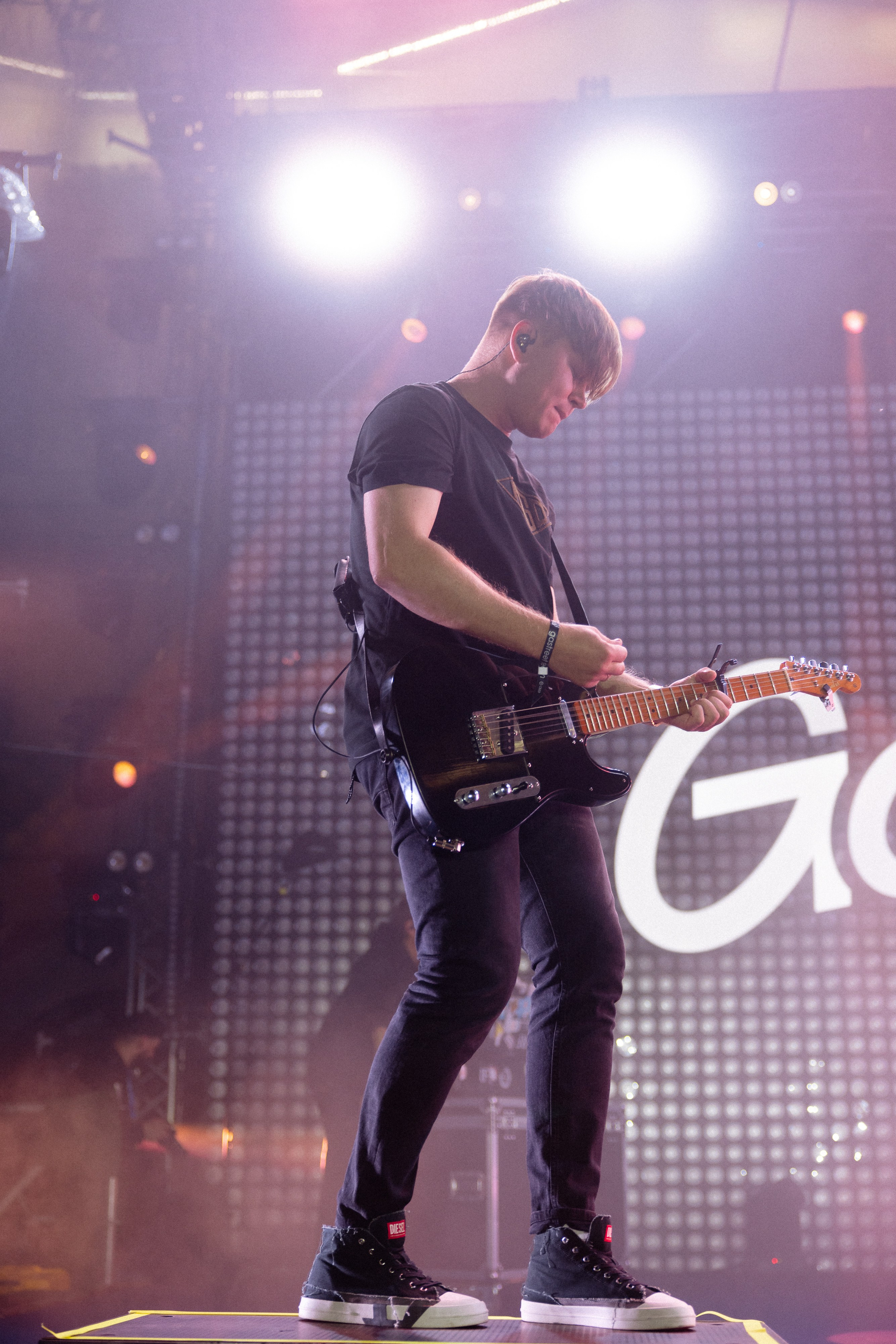 Женя Трофимов и Комната Культуры. Арина Тамочкина. Фотограф Краснодарю