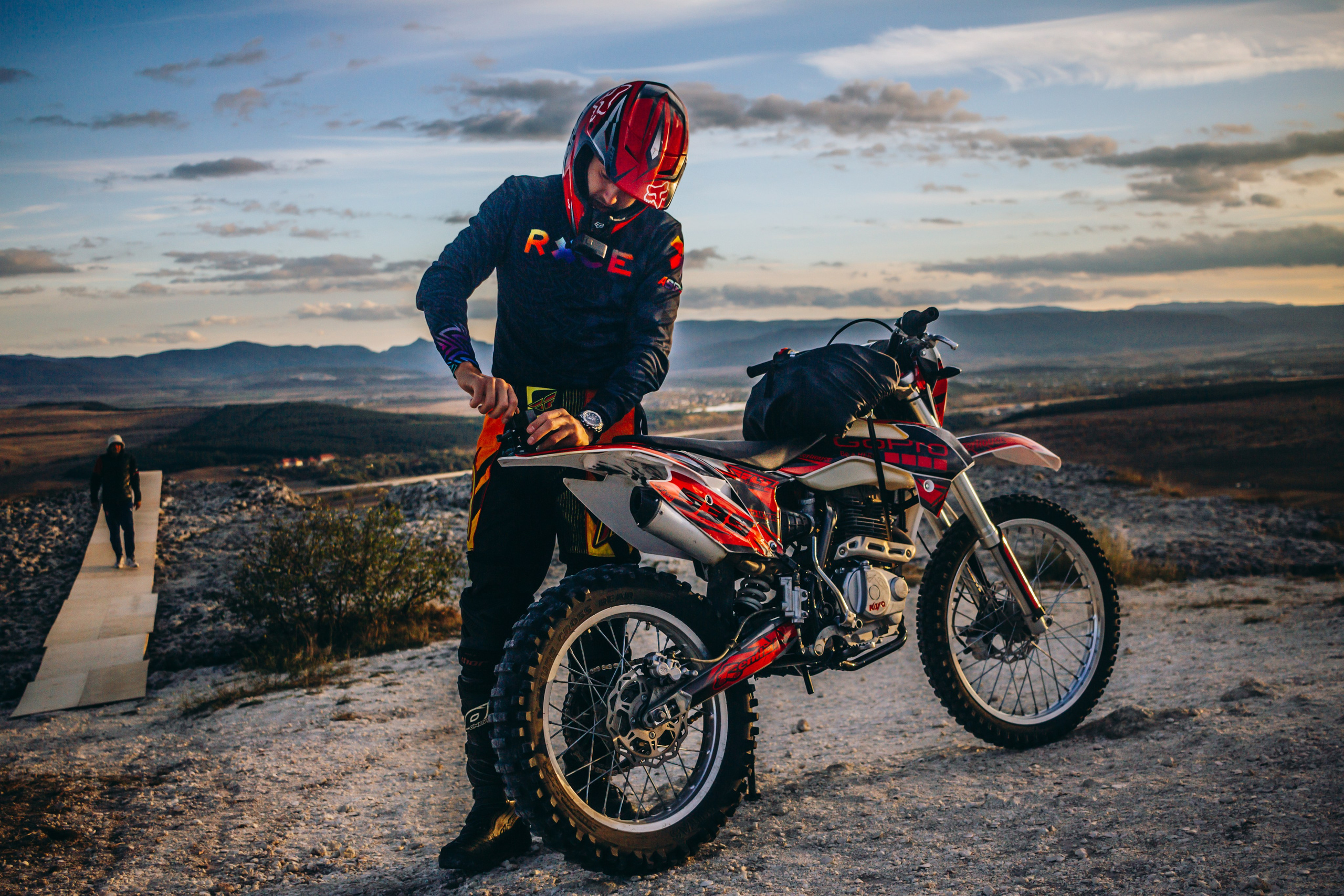 MOTOBASE. Фотограф в Крыму Григорий