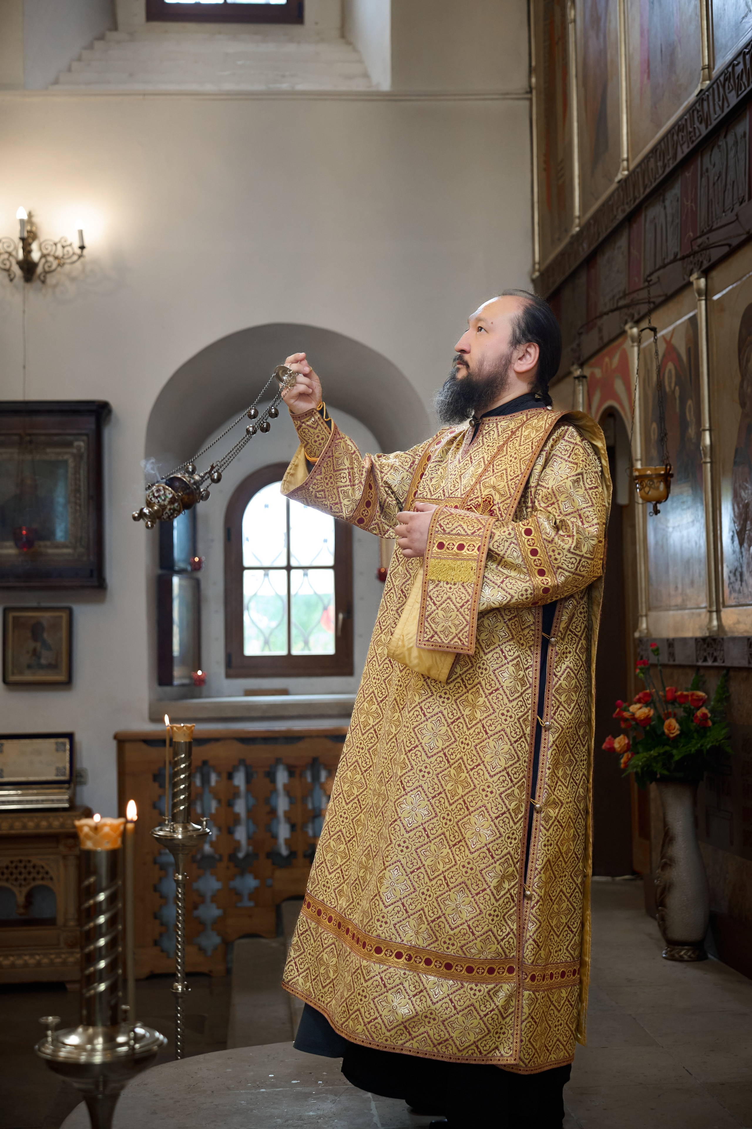 Литургия на китайском языке. Фотограф в Москве