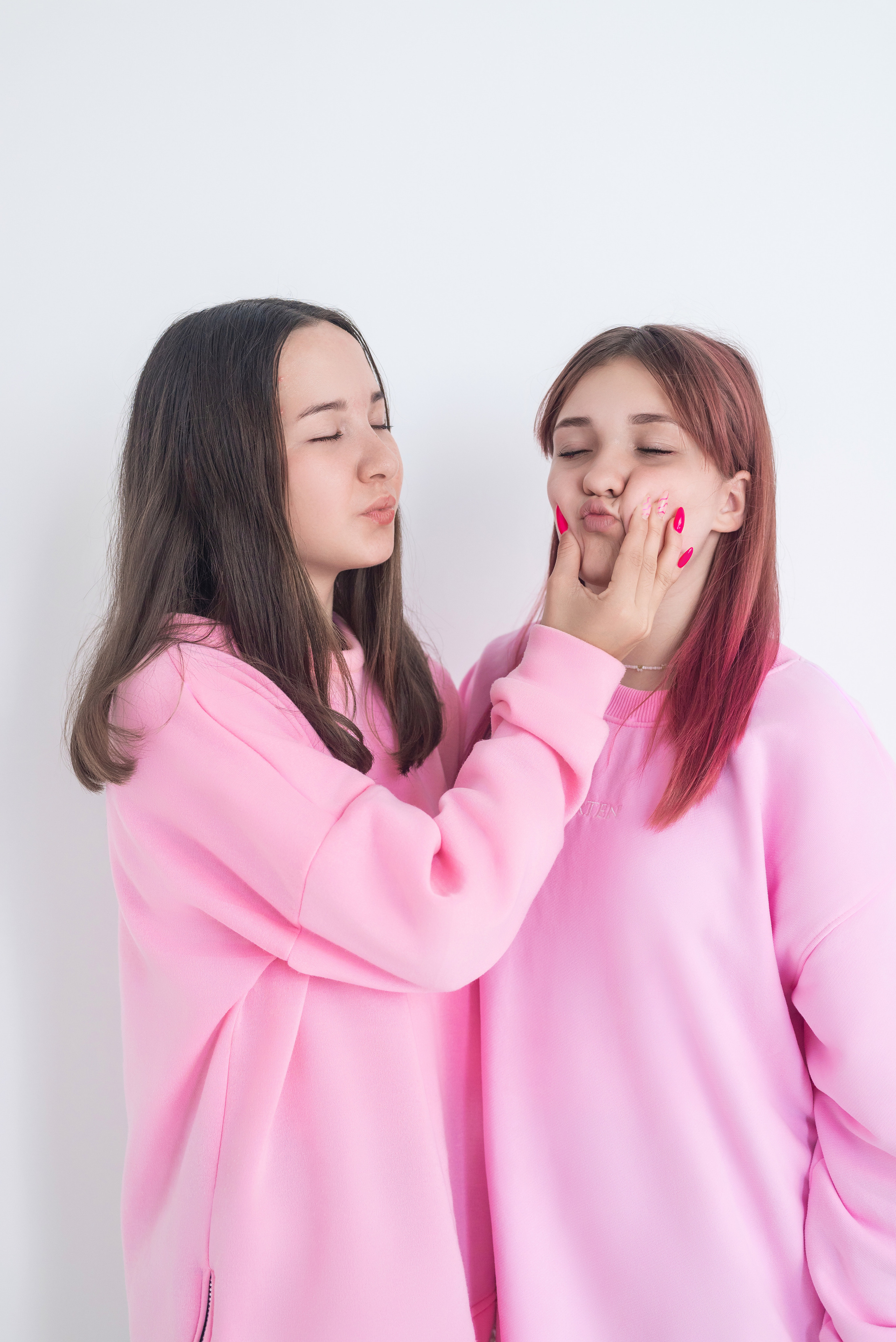 Две подружки. Фотограф в городе Салават