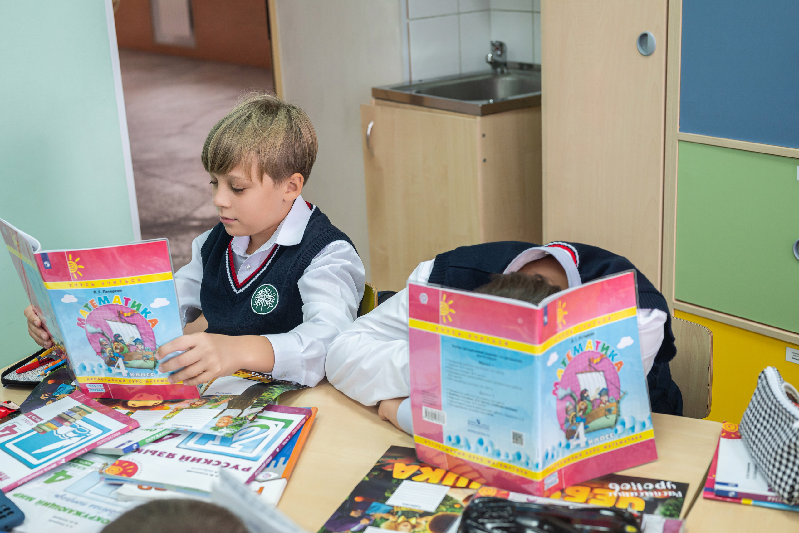 Первое сентября 4б класс. Фотограф в городе Салават