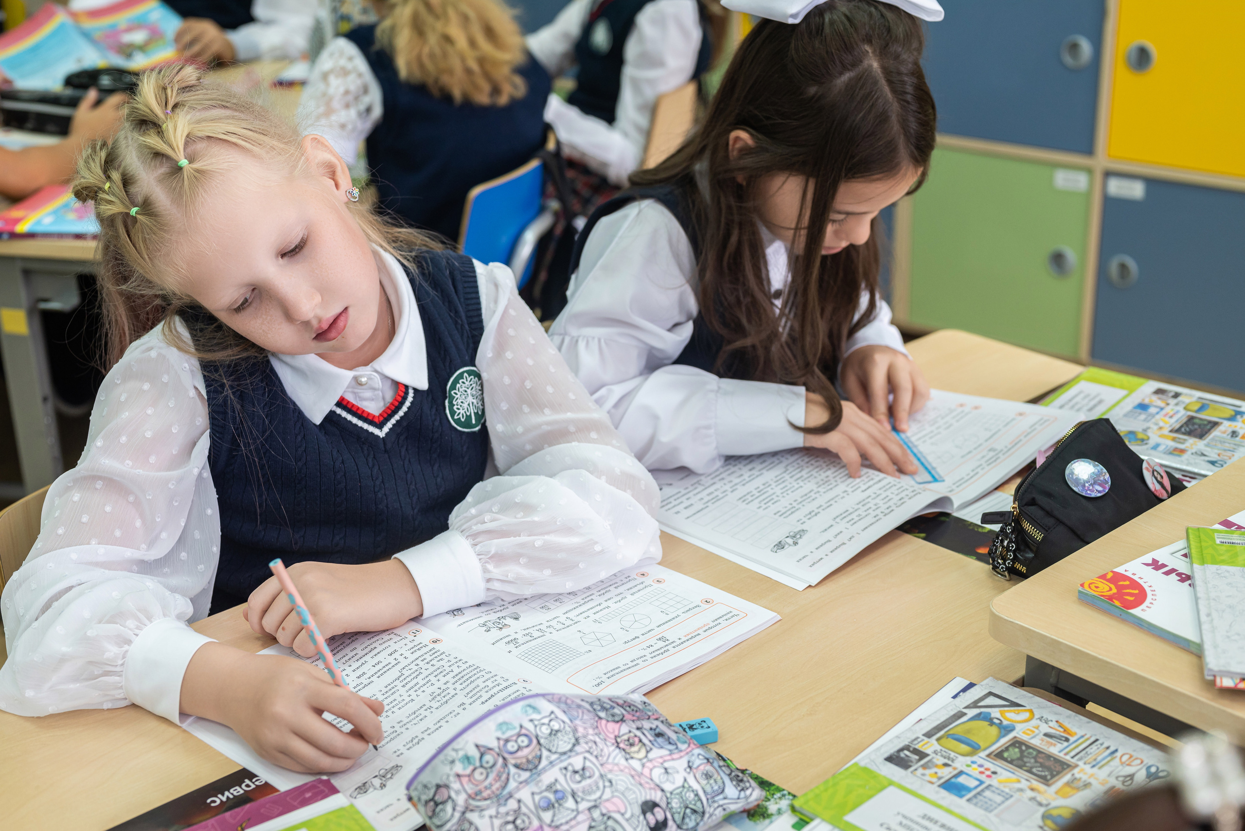 Первое сентября 4б класс. Фотограф в городе Салават