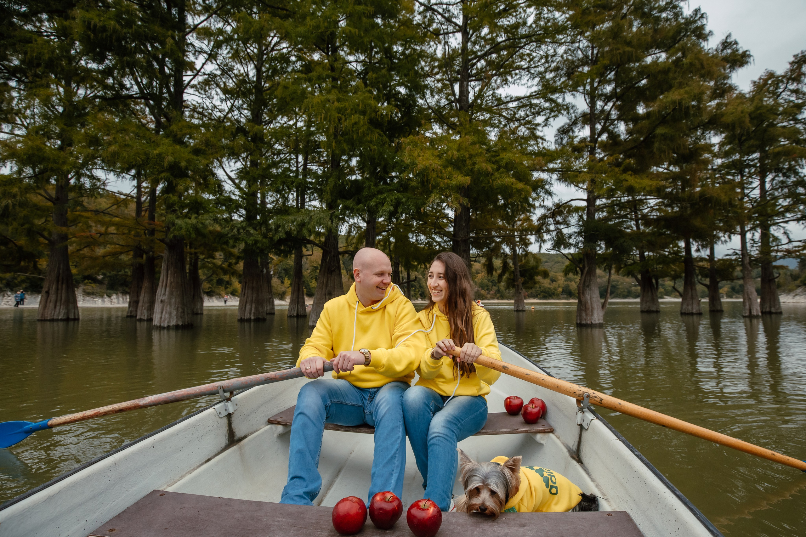 На озере. Фотограф Новороссийск
