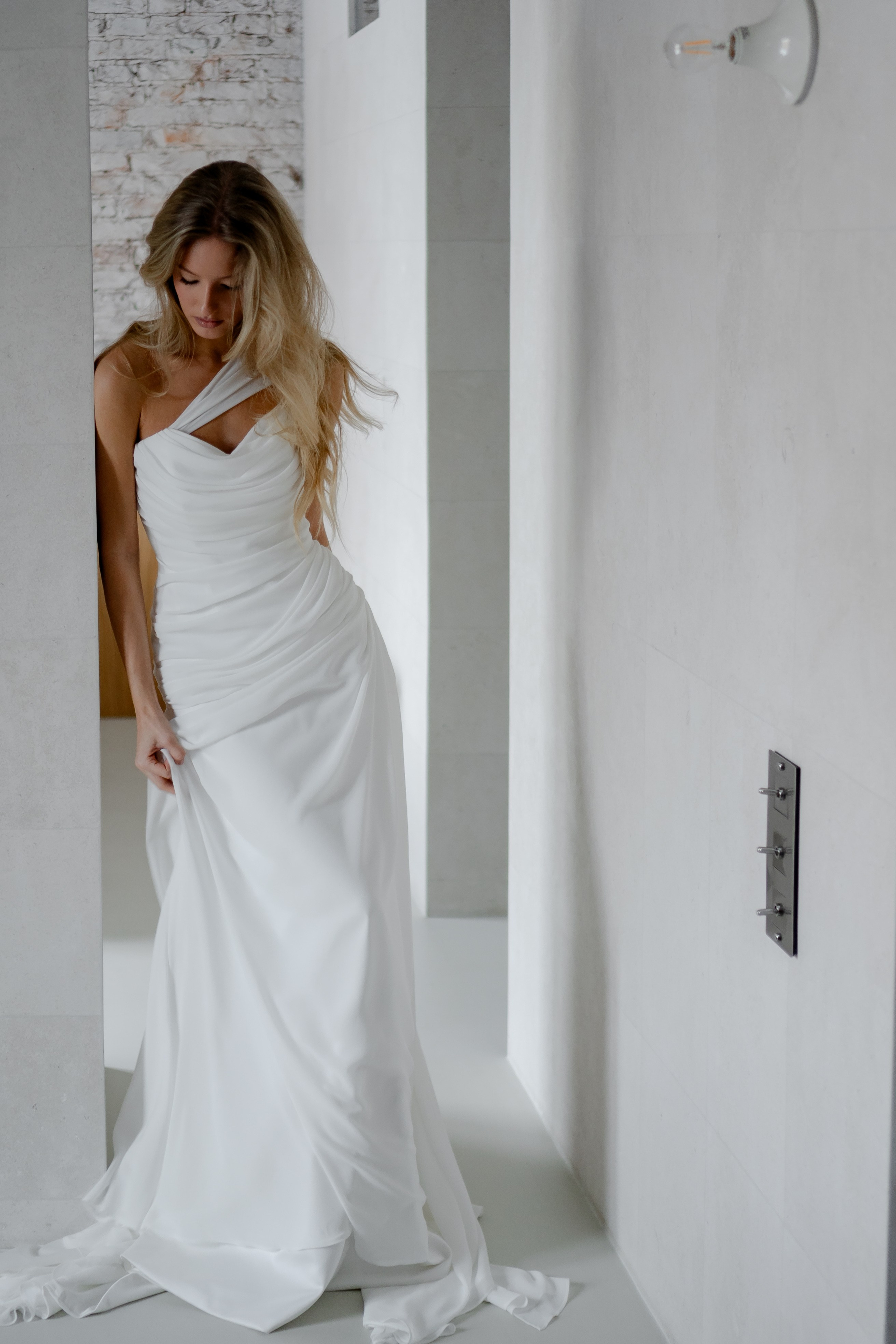 ЭЛЕГАНТНАЯ СВАДБЕНАЯ СЬЕМКА ЖЕНИХА И НЕВЕСТЫ В ДОРОГОМ ОТЕЛЕ САНКТ-ПЕТЕРБУРГА. Профессиональный фотограф, Санкт-Петербург — Виктория Богомолова