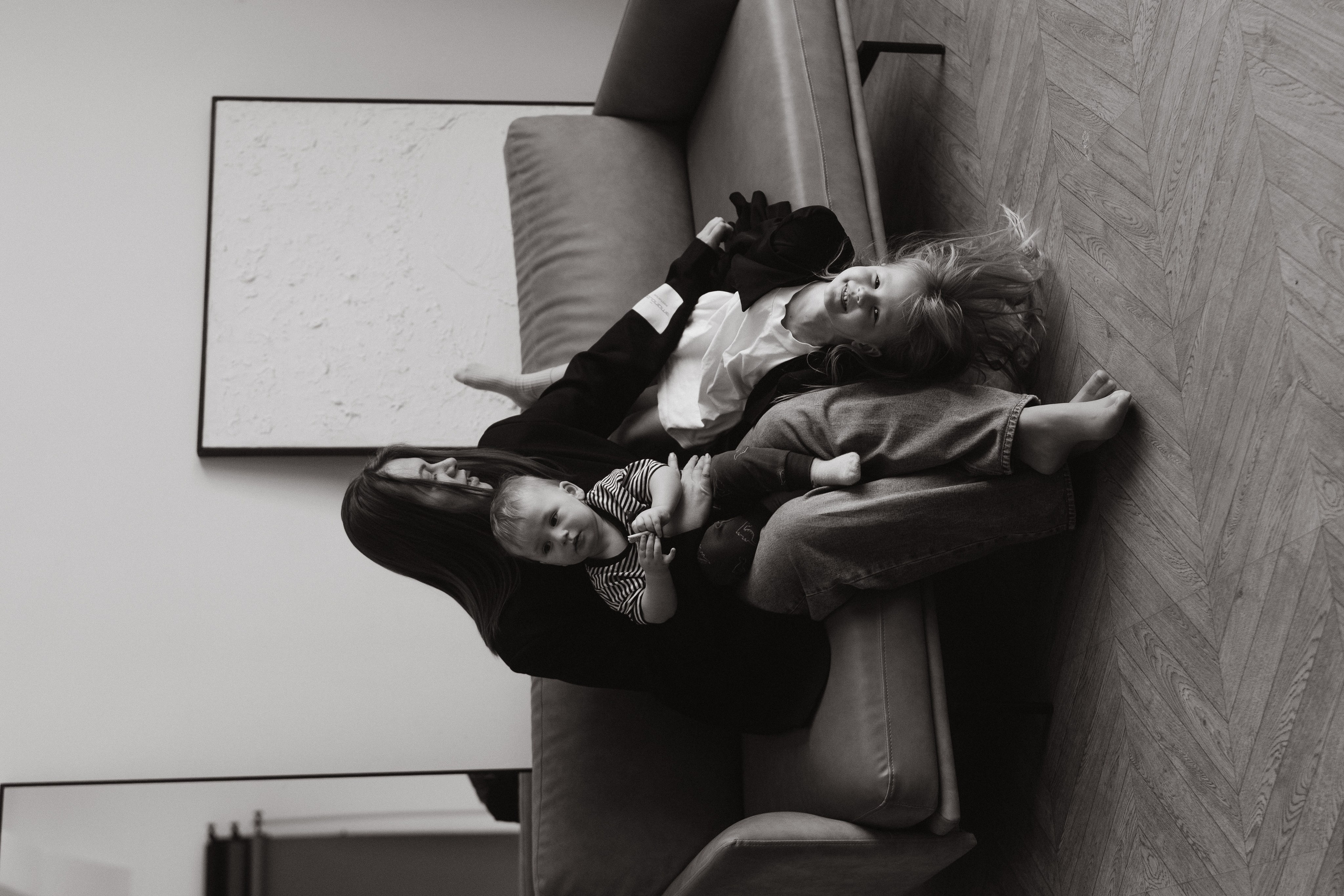 Студийная фотосессия материнства. Семейный, ньюборн фотограф, фотограф на роды в Москве, Виктория Тюльдюкова