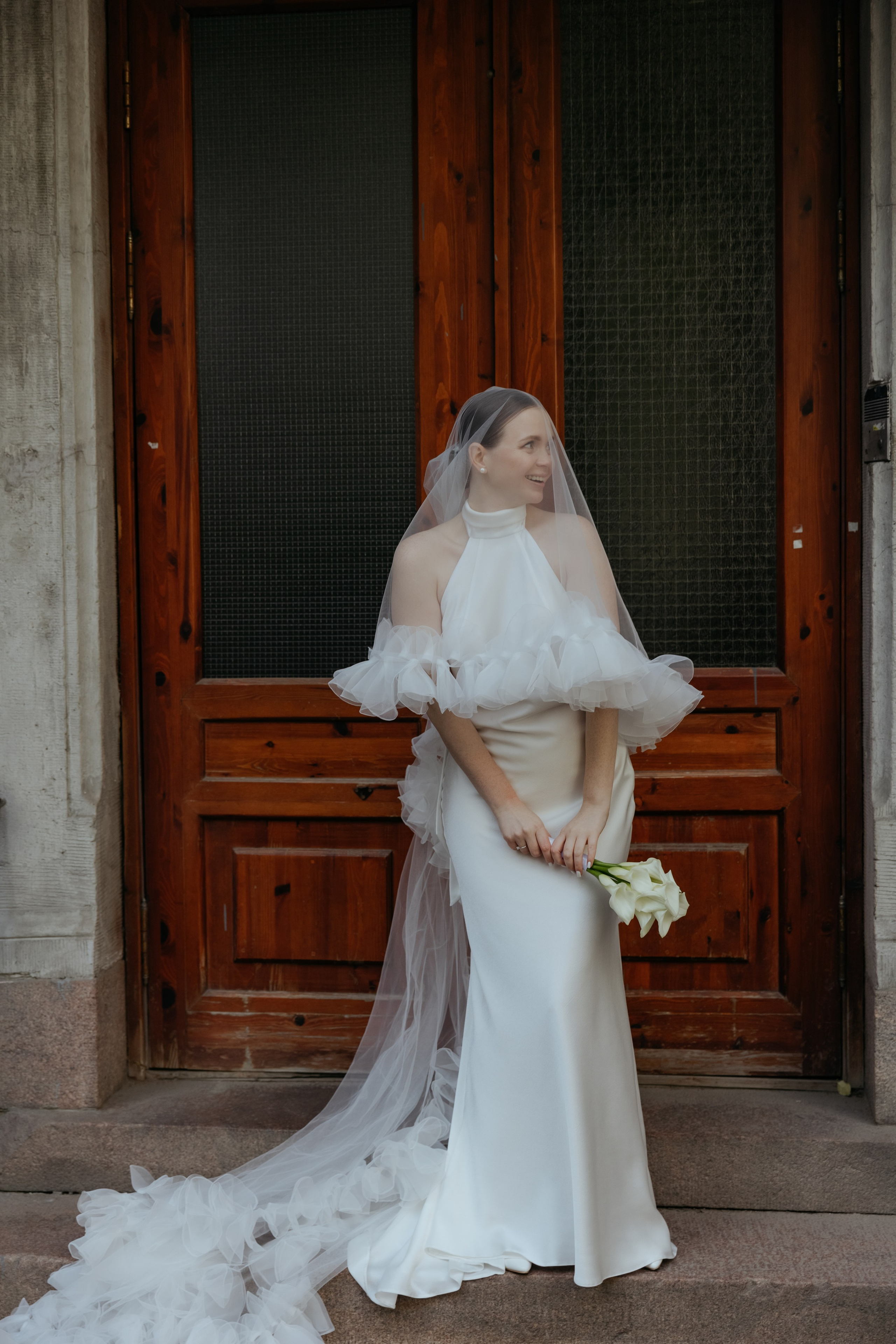 Двери Петроградки. Свадебный и репортажный фотограф в Санкт-Петербурге