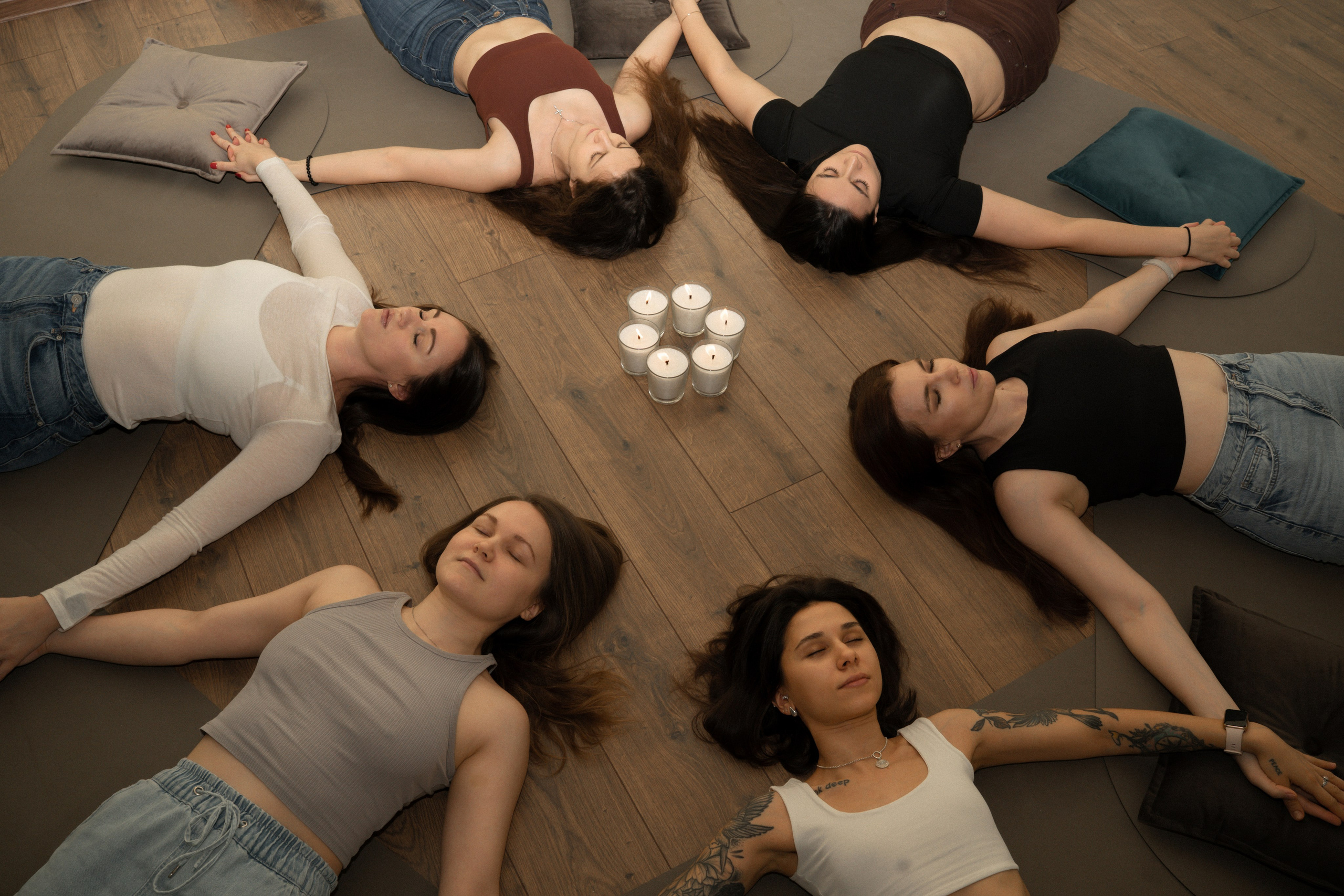 Живая йога. Фотограф/рилсмейкер в Москве и МО. Свадьбы, индивидуальные съемки, лавстори, беременность, мероприятия, бренды