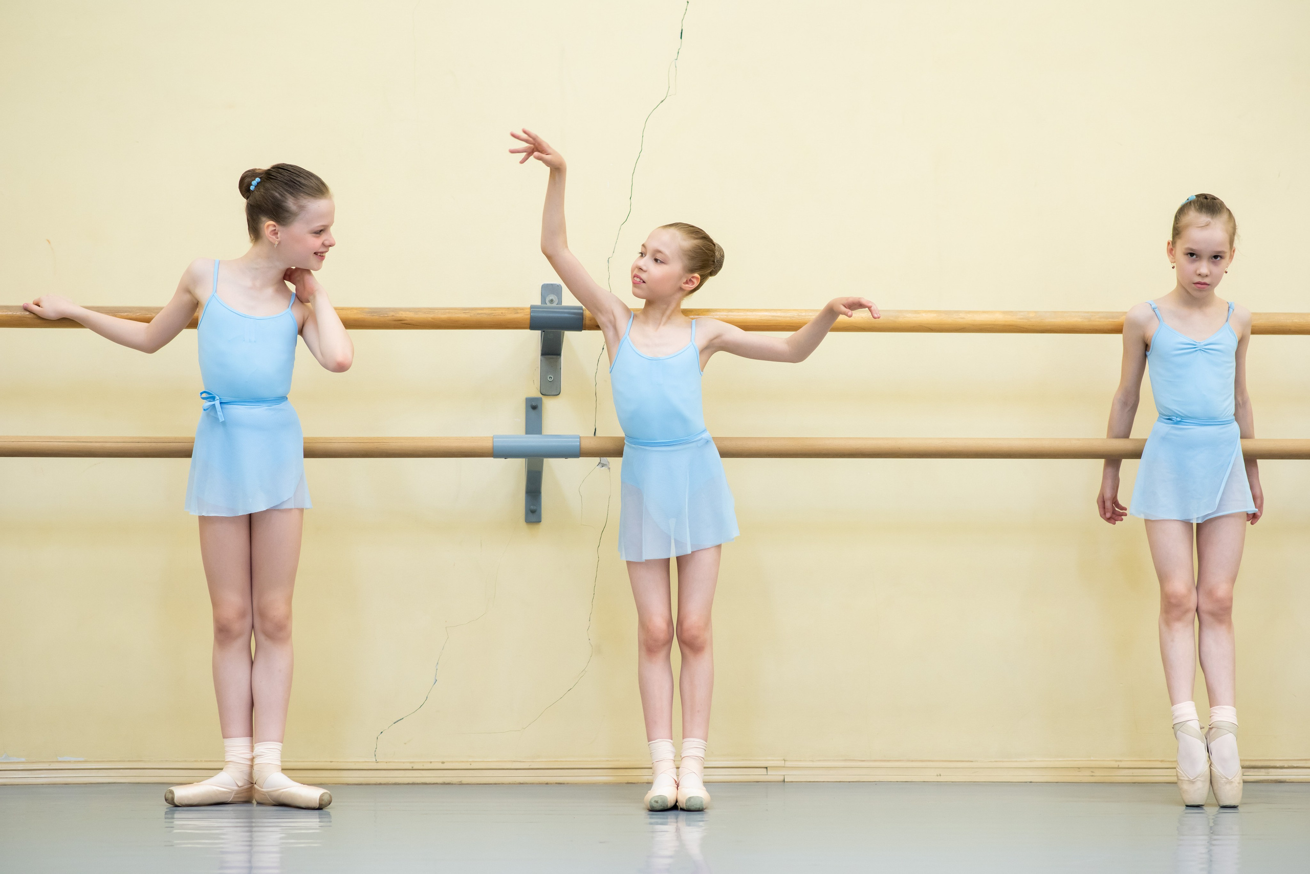 Открытый урок в театре балета «Щелкунчик». Выпускные альбомы в Севастополе, Крыму и Екатеринбурге