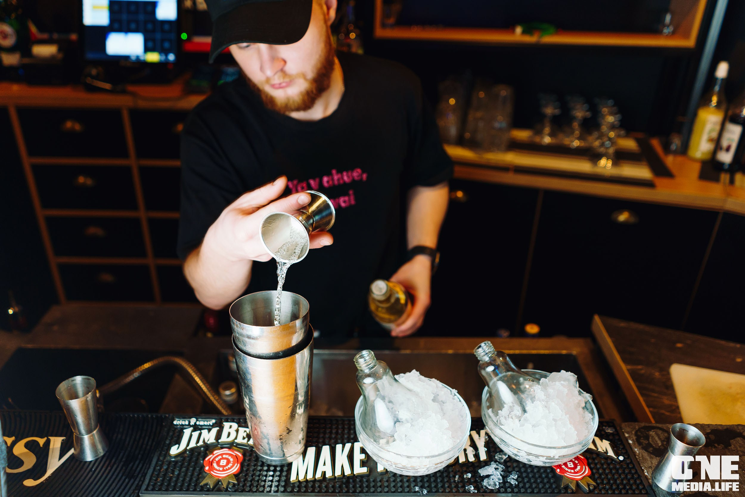 Фоторепортаж из бара Barre. One Media Life: фоторепортажи, фотоотчеты с мероприятий и заведений