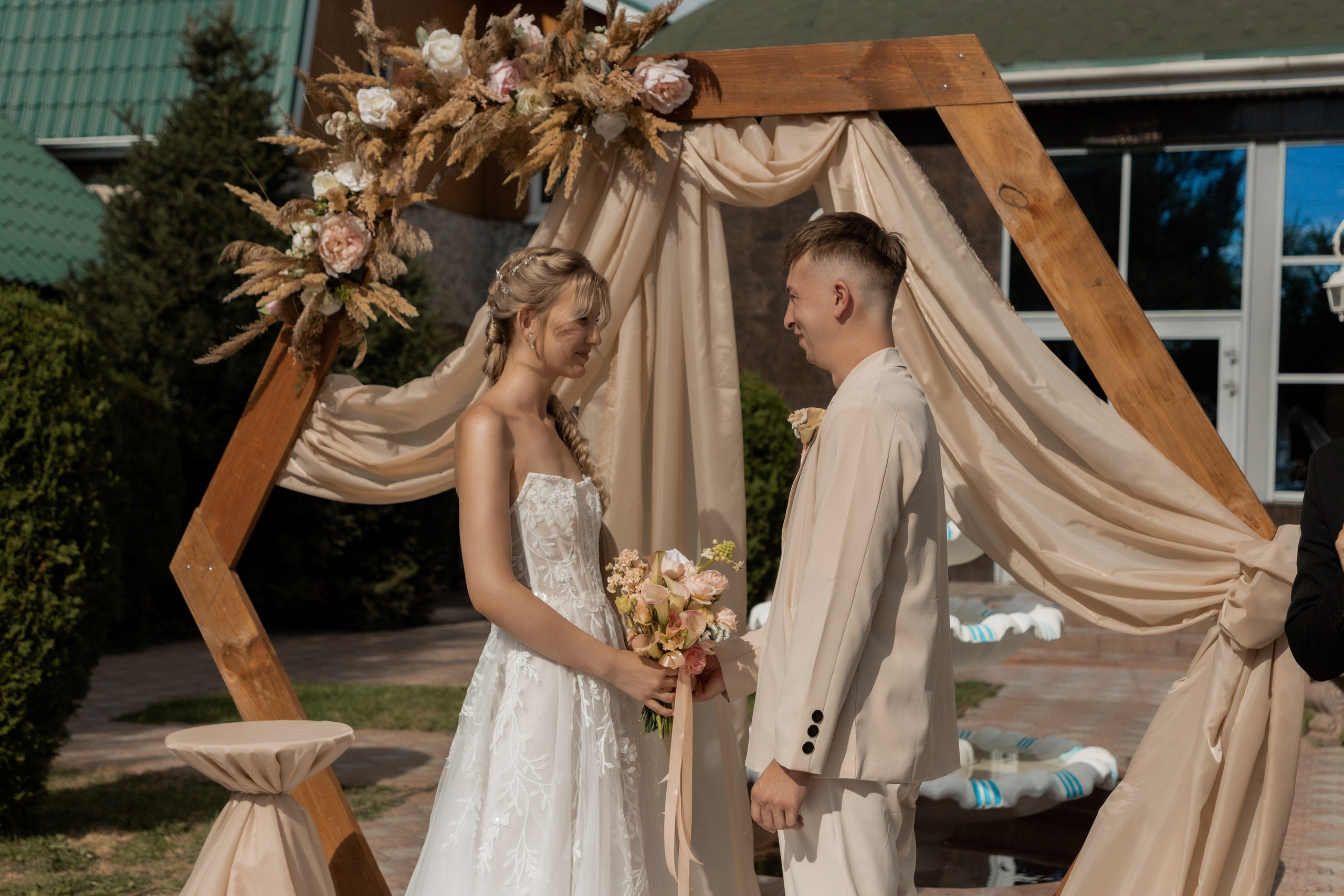 Роман и Александра (банкет). Свадебный фотограф Ангелина Сунгатулина | Саратов | Балаково | Вольск