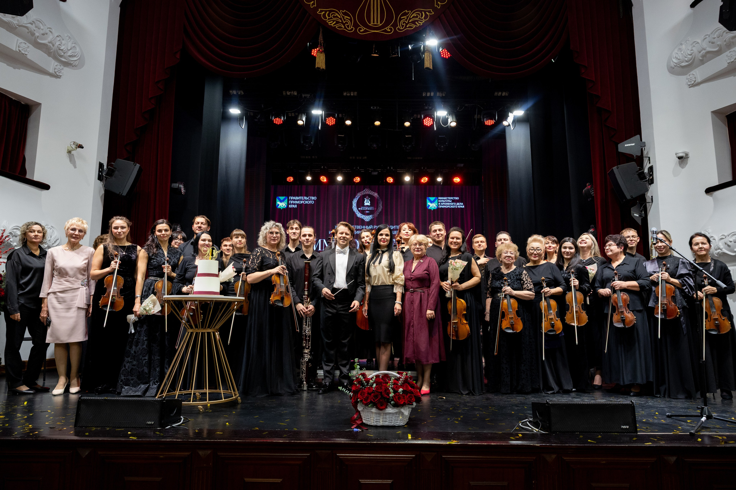 Репортажная фотосъемка во Владивостоке. Портретный, свадебный, репортажный фотограф во Владивостоке Юлиана Джули Фокс