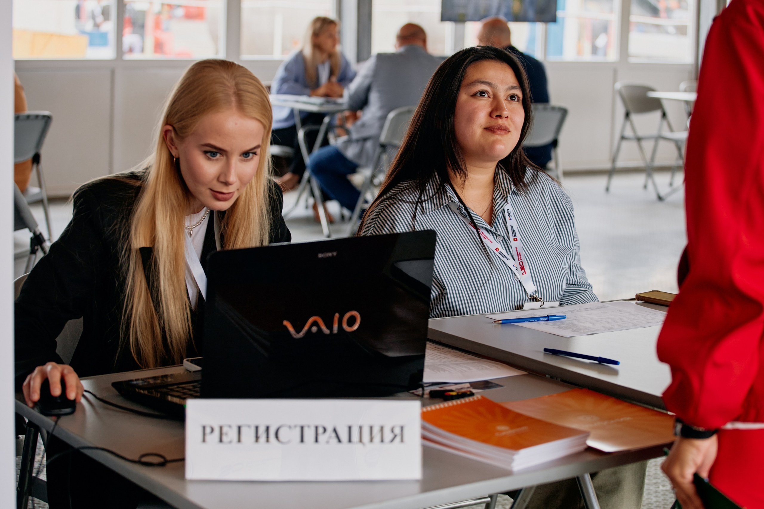 Форум СпецМашЭкспо. Выставка строительно-дорожной и специализированной техники. Фотограф из Челябинска Ника Варгот