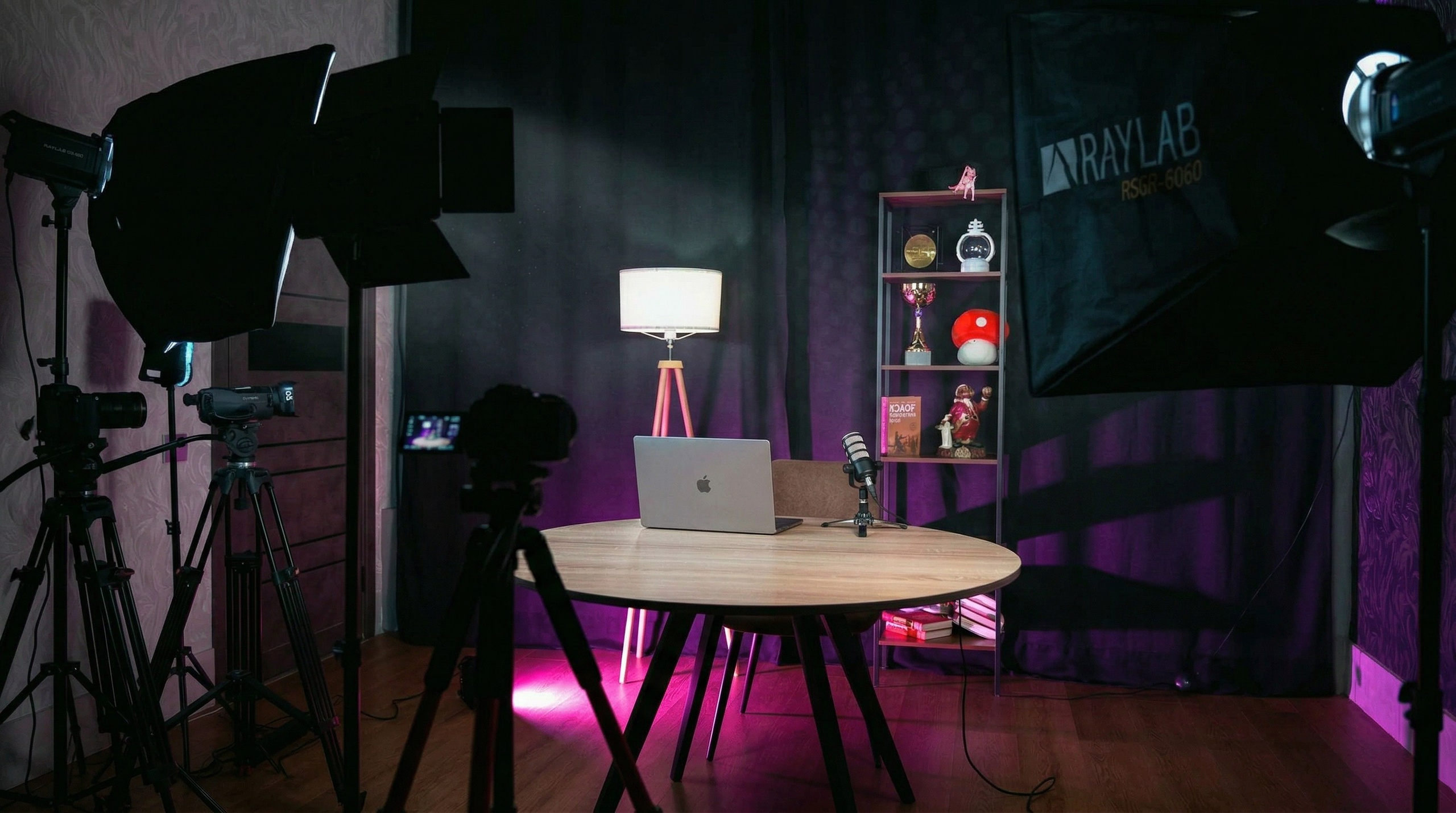 Аренда стдии. Фото и видеосъёмка в Ярославле | Грибов Медиа контент студия  — от 2500 ₽/час