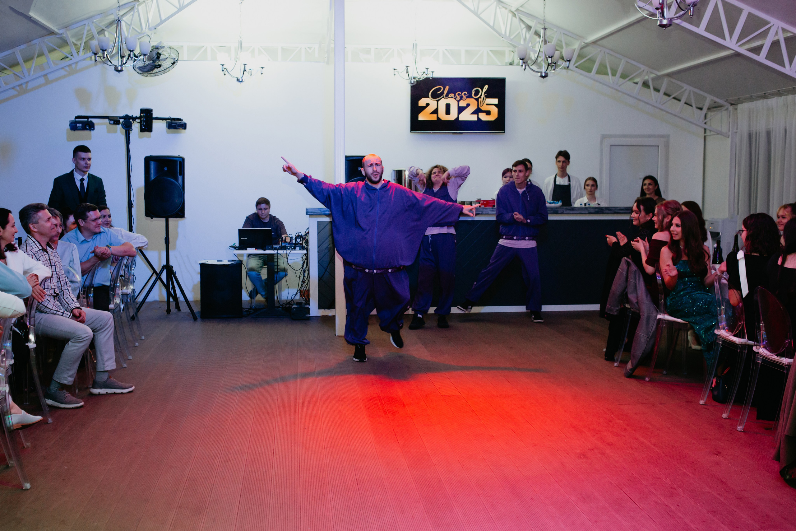 Выпускной 2025 (41 школа) 11 класс. Фотограф в Челябинске Ополихина Анна