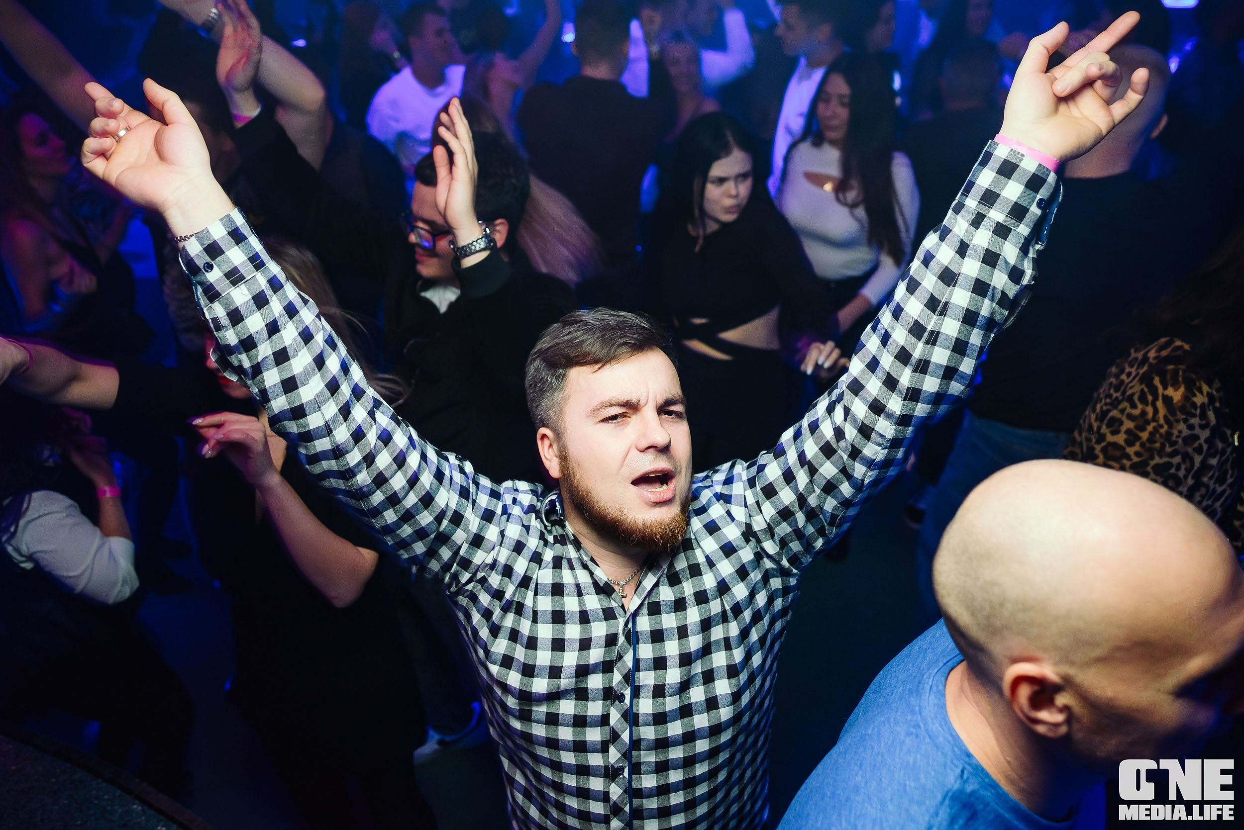 Фоторепортаж репортаж из Планеты. One Media Life: фоторепортажи, фотоотчеты с мероприятий и заведений