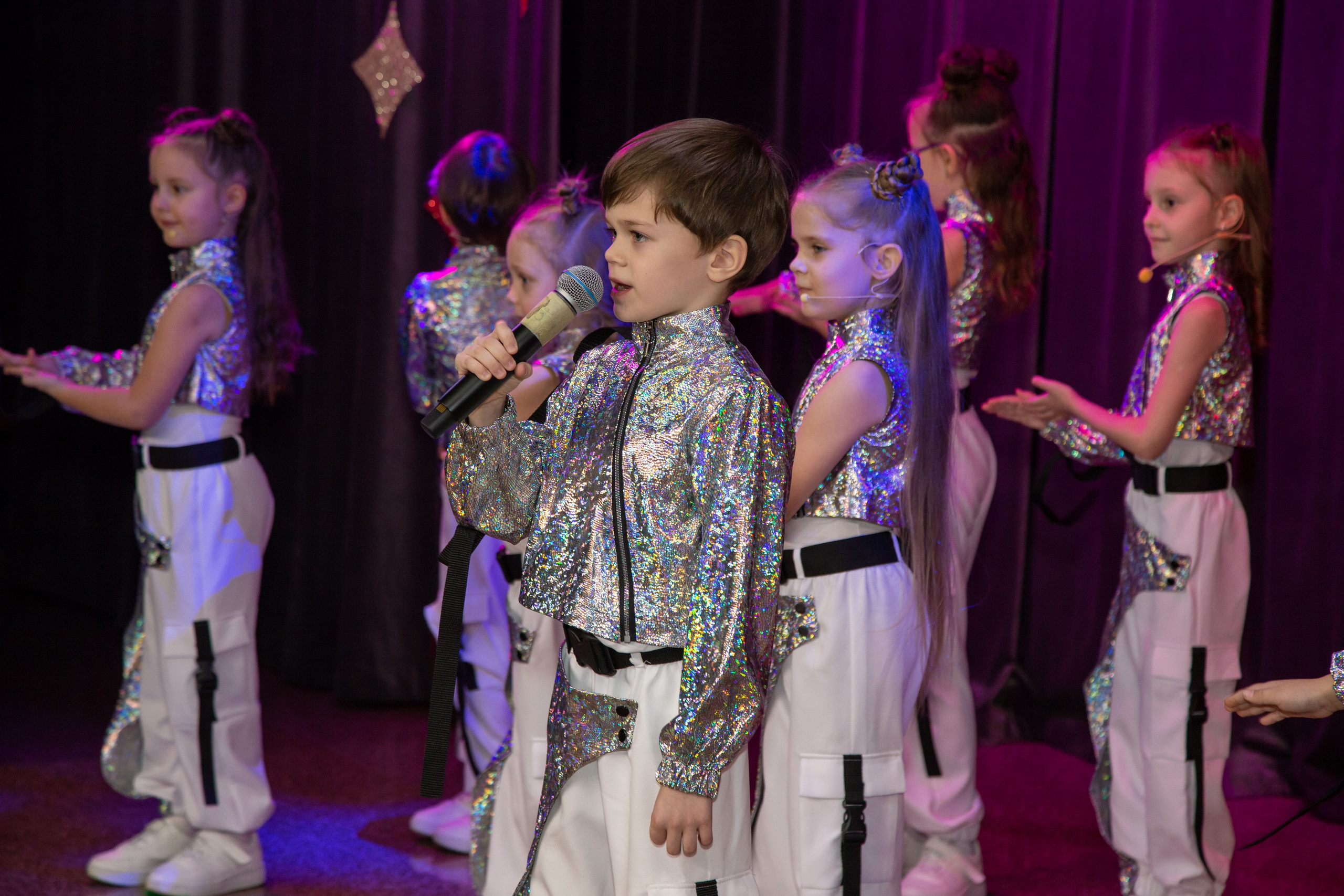 Репортажная съёмка для Домисольки на новый год. «Студия DRONAVT`s» — видеосъёмка и фотография г. Москва