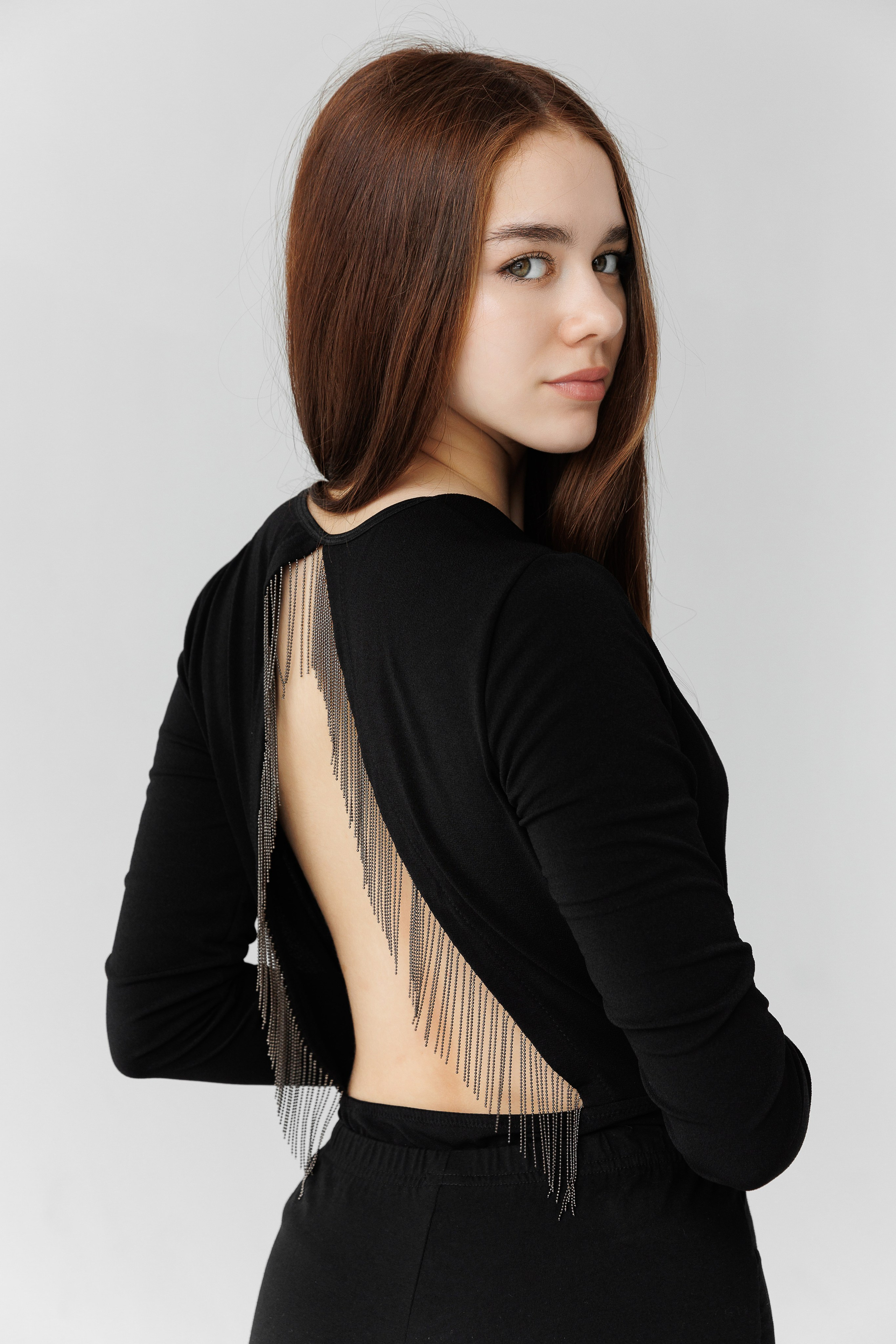 Боди с глубоким декольте и открытой спиной . Размер 44 - 46