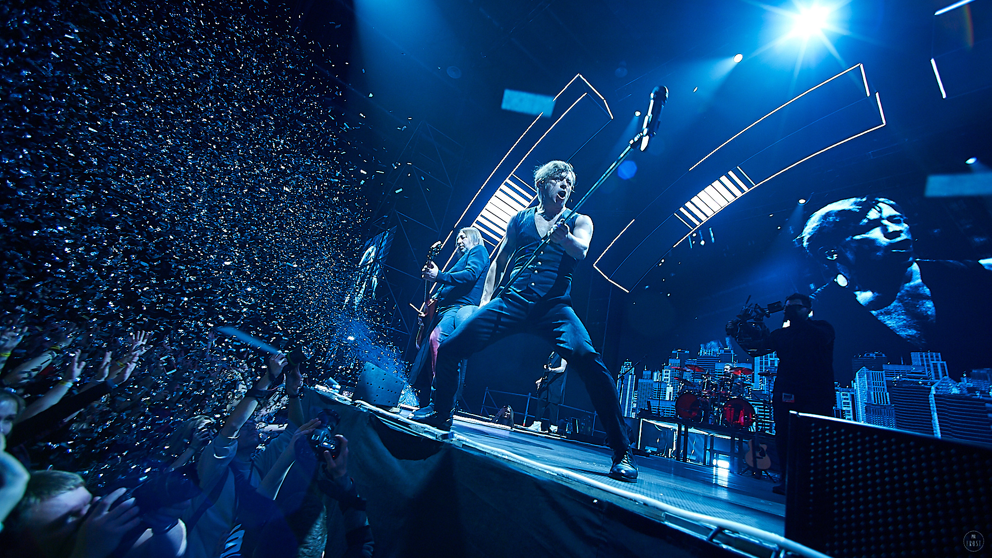 БИ-2. Фотографии отовсюду и обо всем