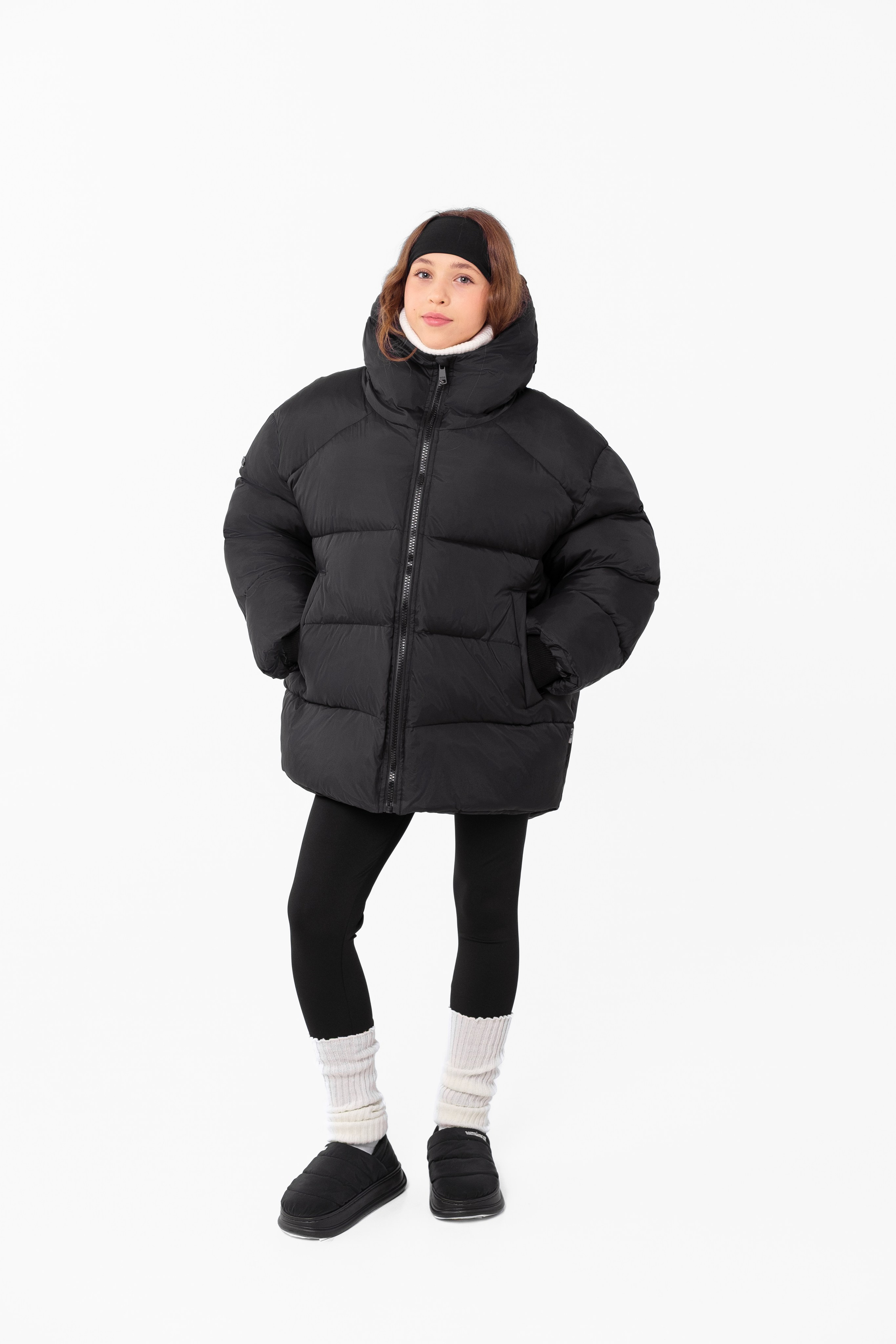 Съемка верхней одежды для каталога и маркетплейсов в Санкт-Петербурге. Фотосессия для маркетплейсов