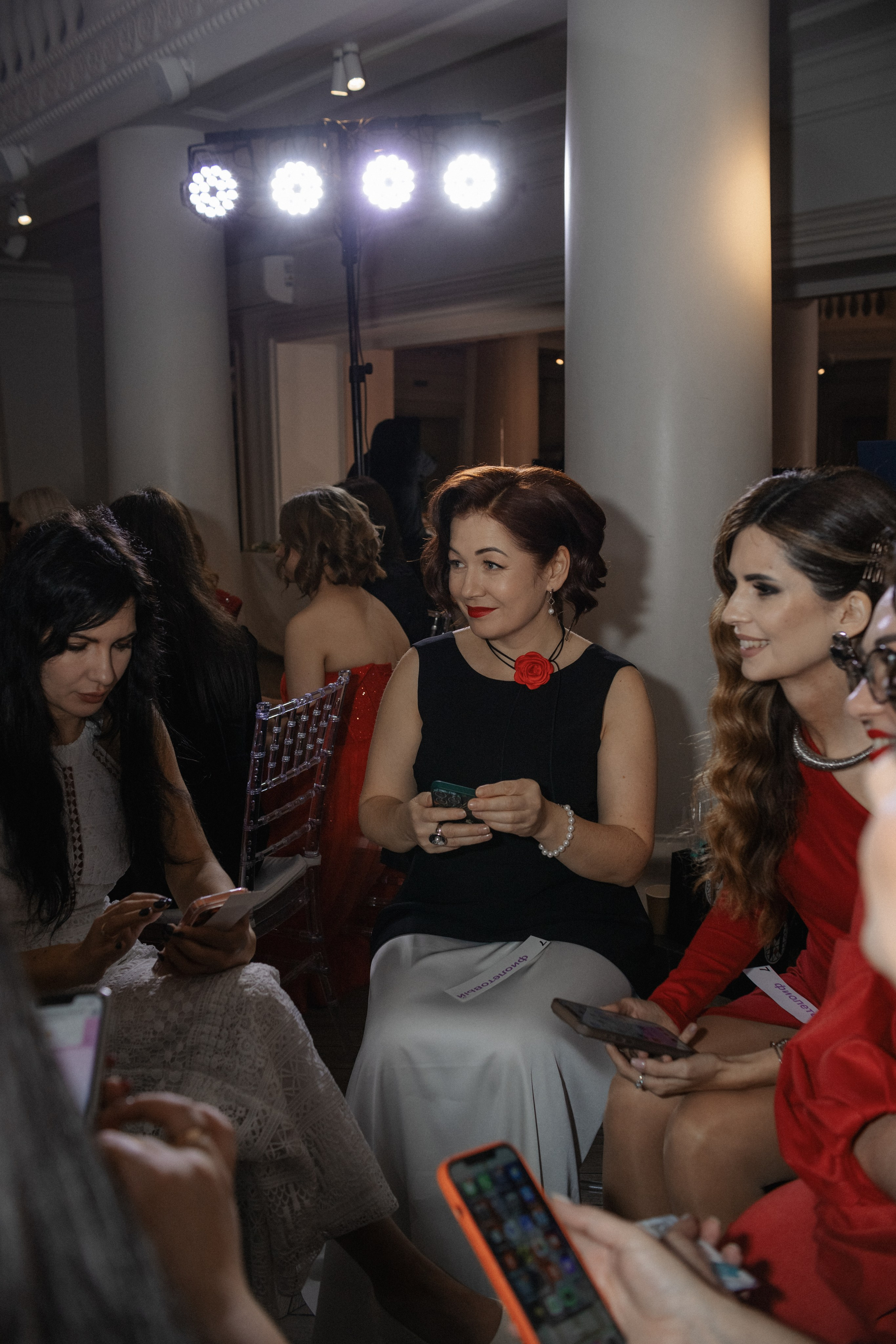 Бал-нетворкинг «Ход Королевы» от сообщества «Код Публичности» (декабрь 2025, Калининград). Женский и семейный фотограф в Калининграде Надежда Подлипинская