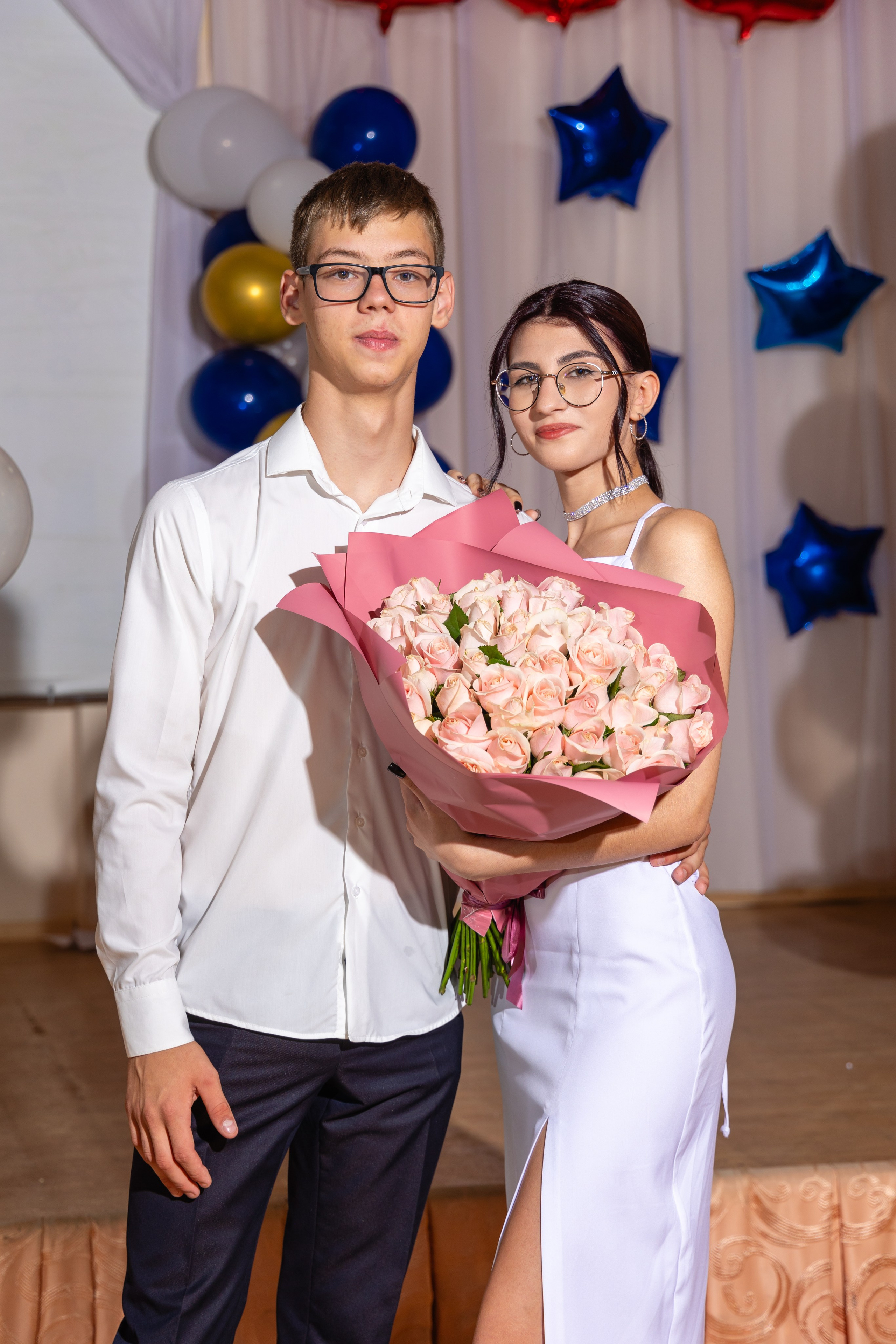 Выпускной в школе. Школьный фотограф Саратов Золотарь Ольга