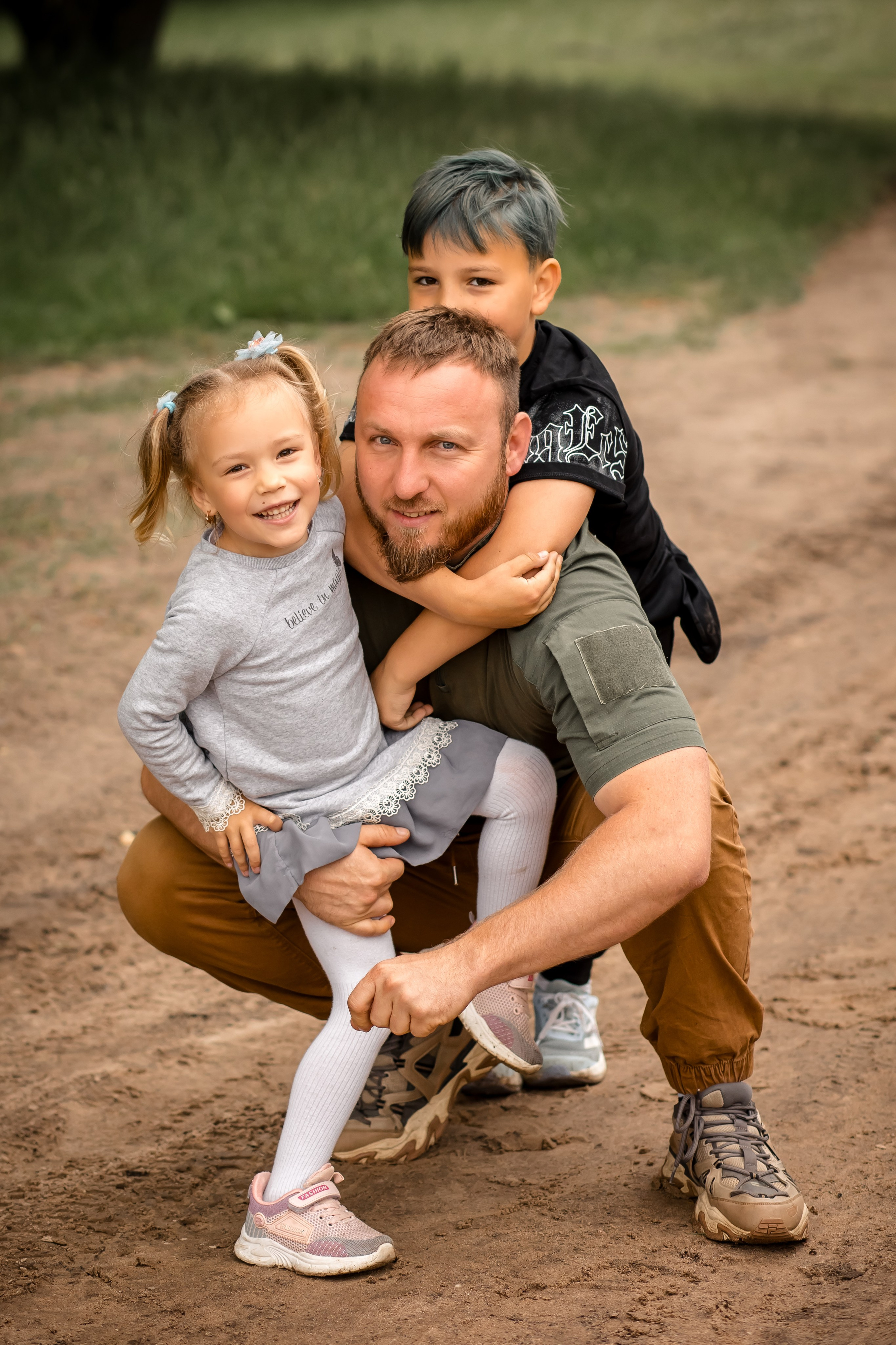 Катя с детками