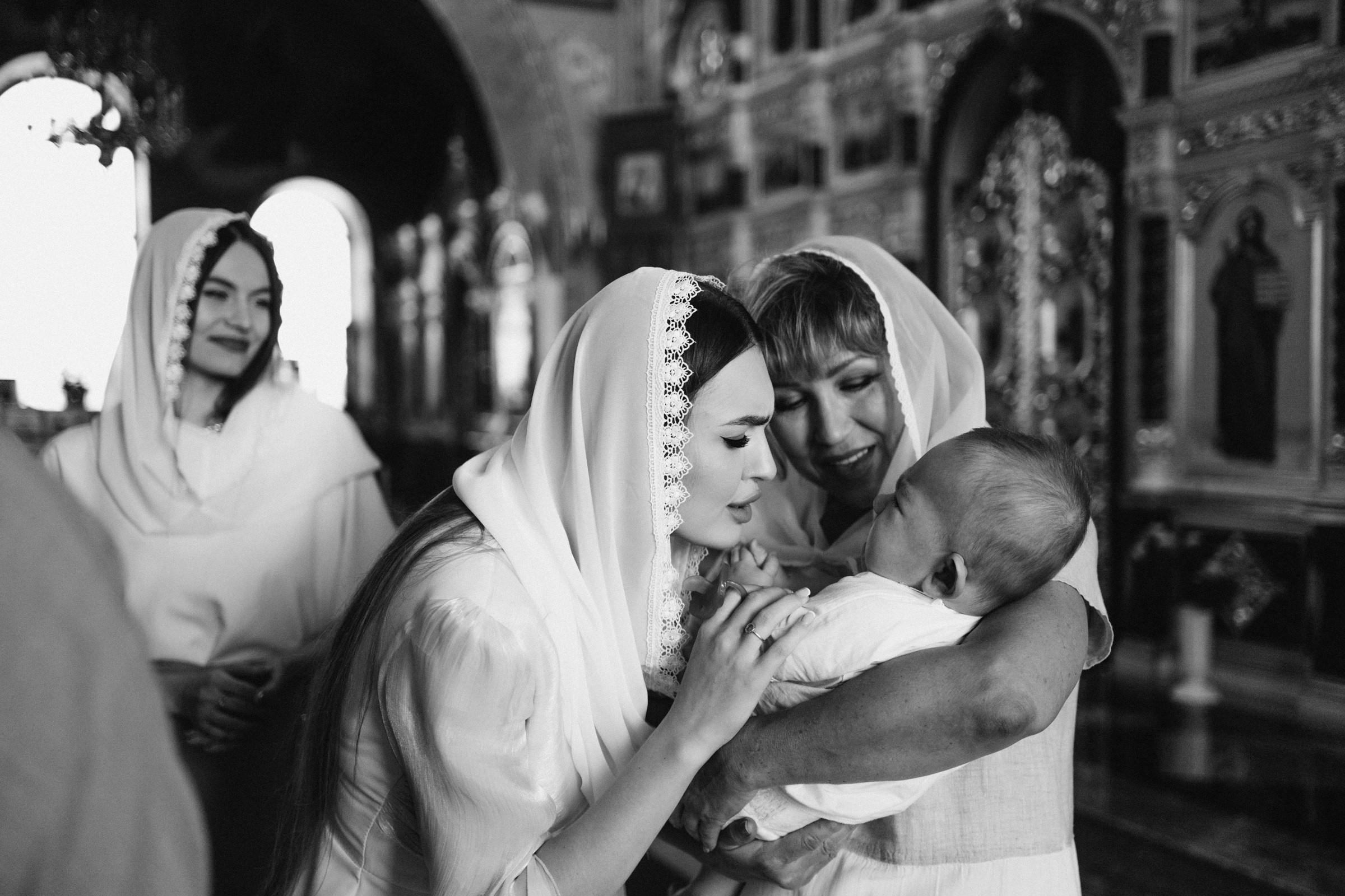 Крещение Родиона. Семейный фотограф в Волгодонске Краченцева Анна