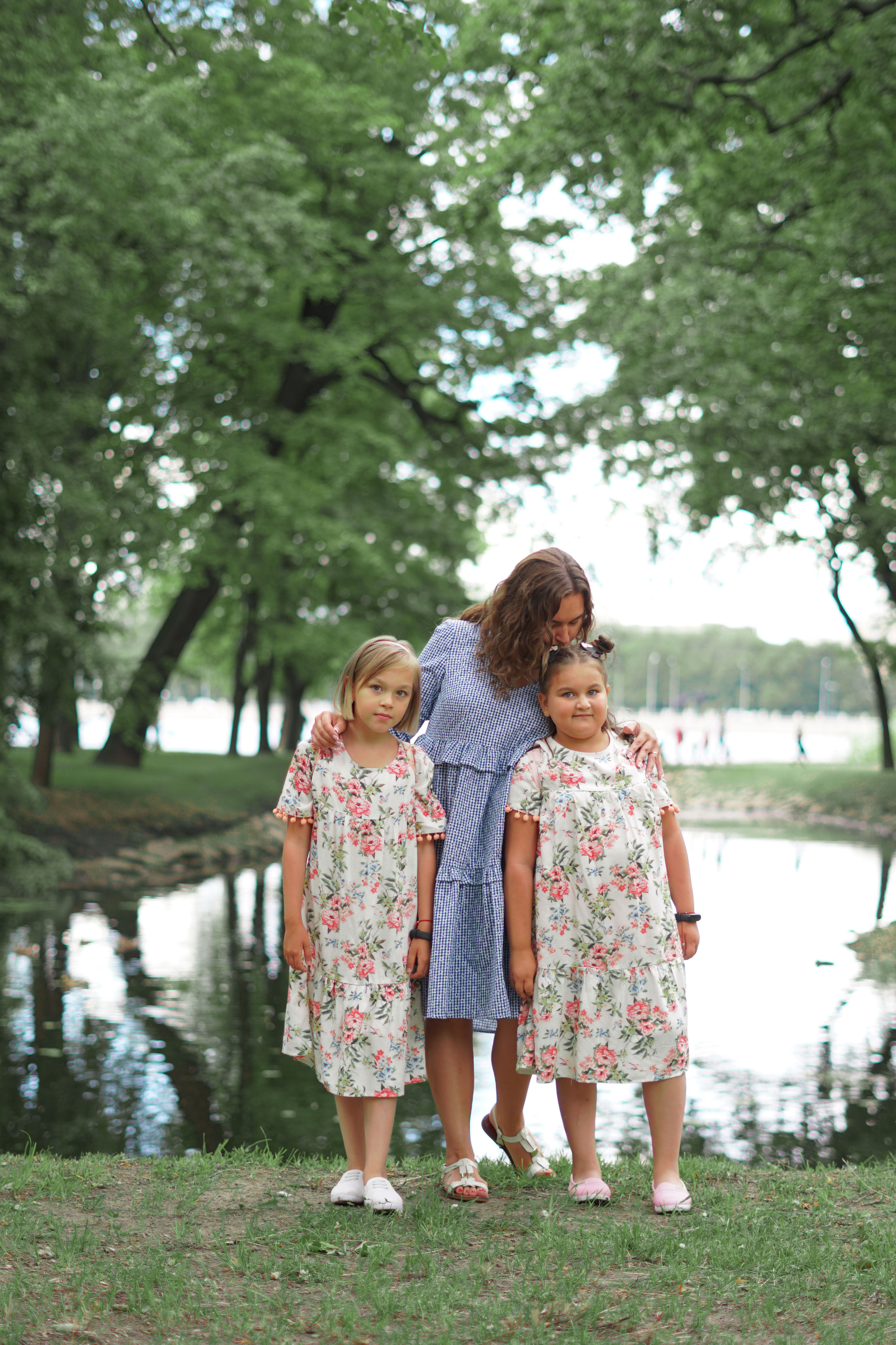 Ksenia & daughters. Профессиональный свадебный фотограф в Женеве и Швейцарии | Таня Вовчецкая
