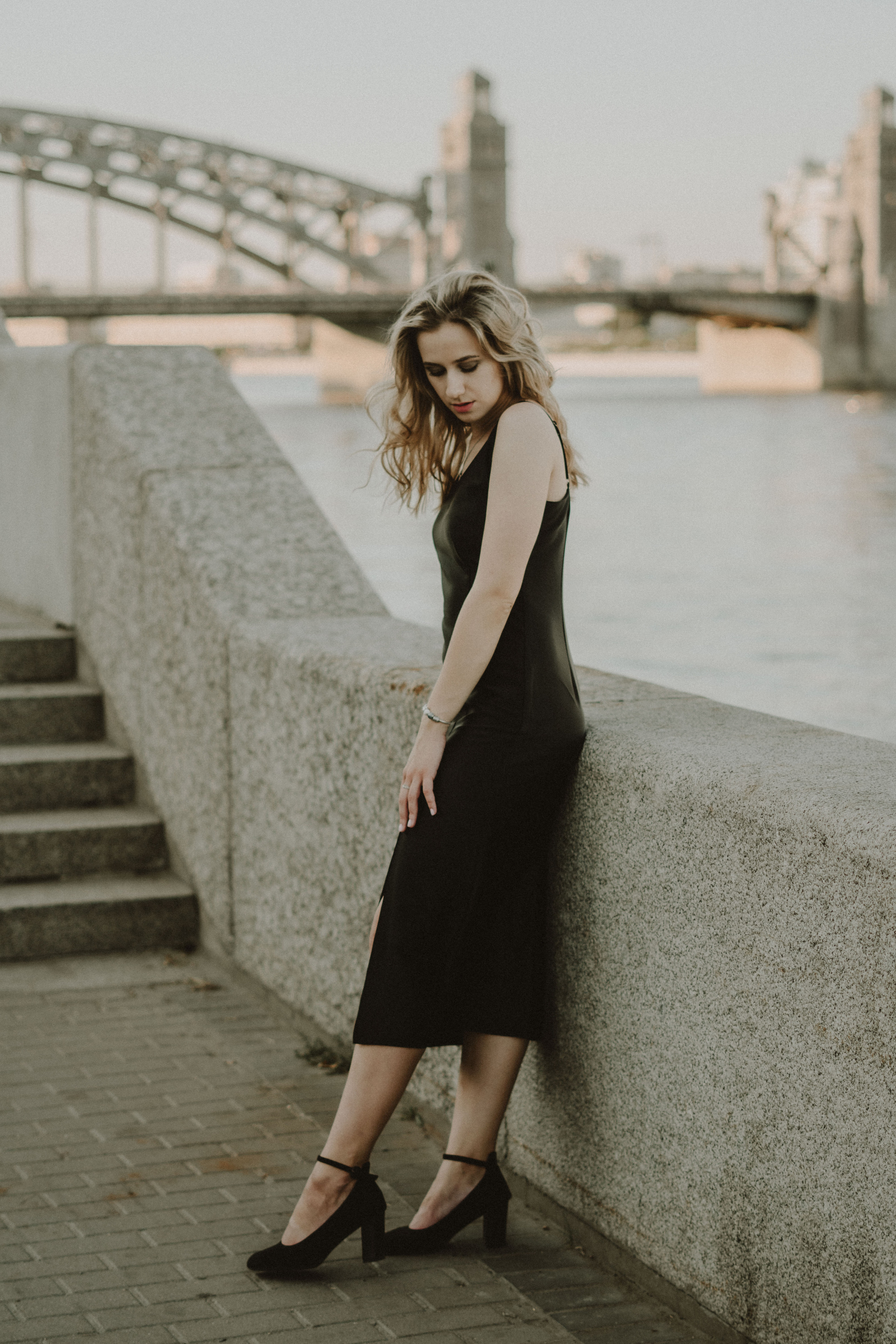 Sofa. Professional Wedding Photographer Geneva & Romande Switzerland | Tanya Creator