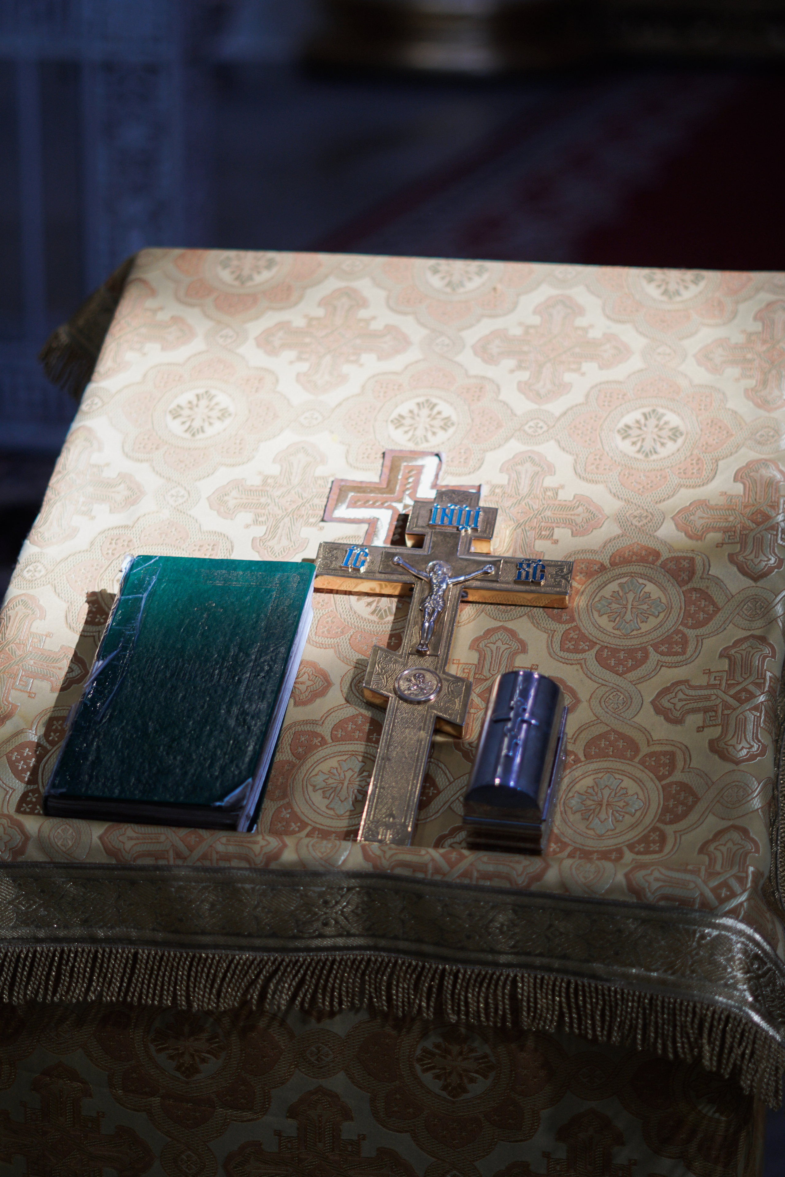 Baby’s baptism. Professional Wedding Photographer Geneva & Romande Switzerland | Tanya Creator