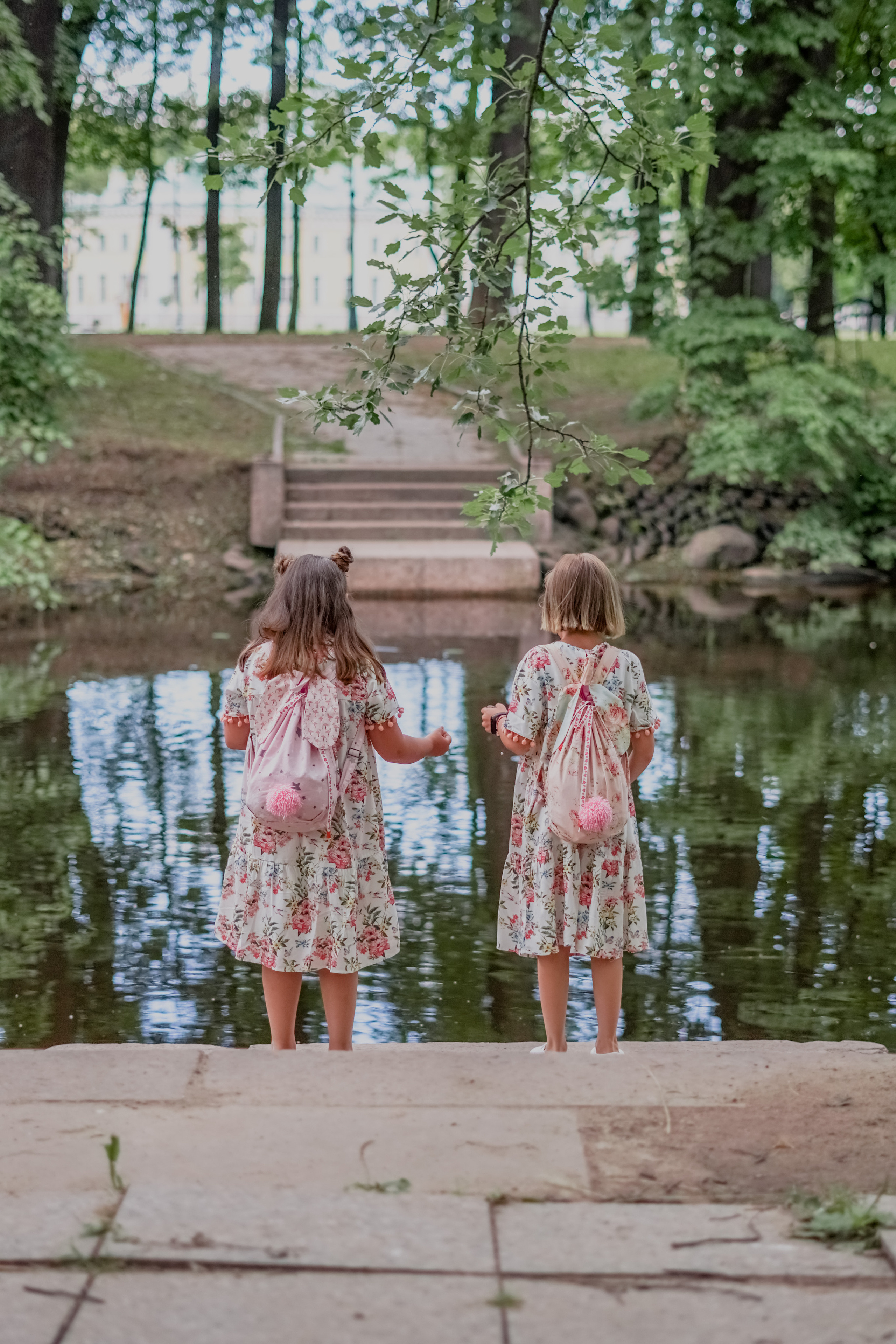 Ksenia & daughters. Профессиональный свадебный фотограф в Женеве и Швейцарии | Таня Вовчецкая