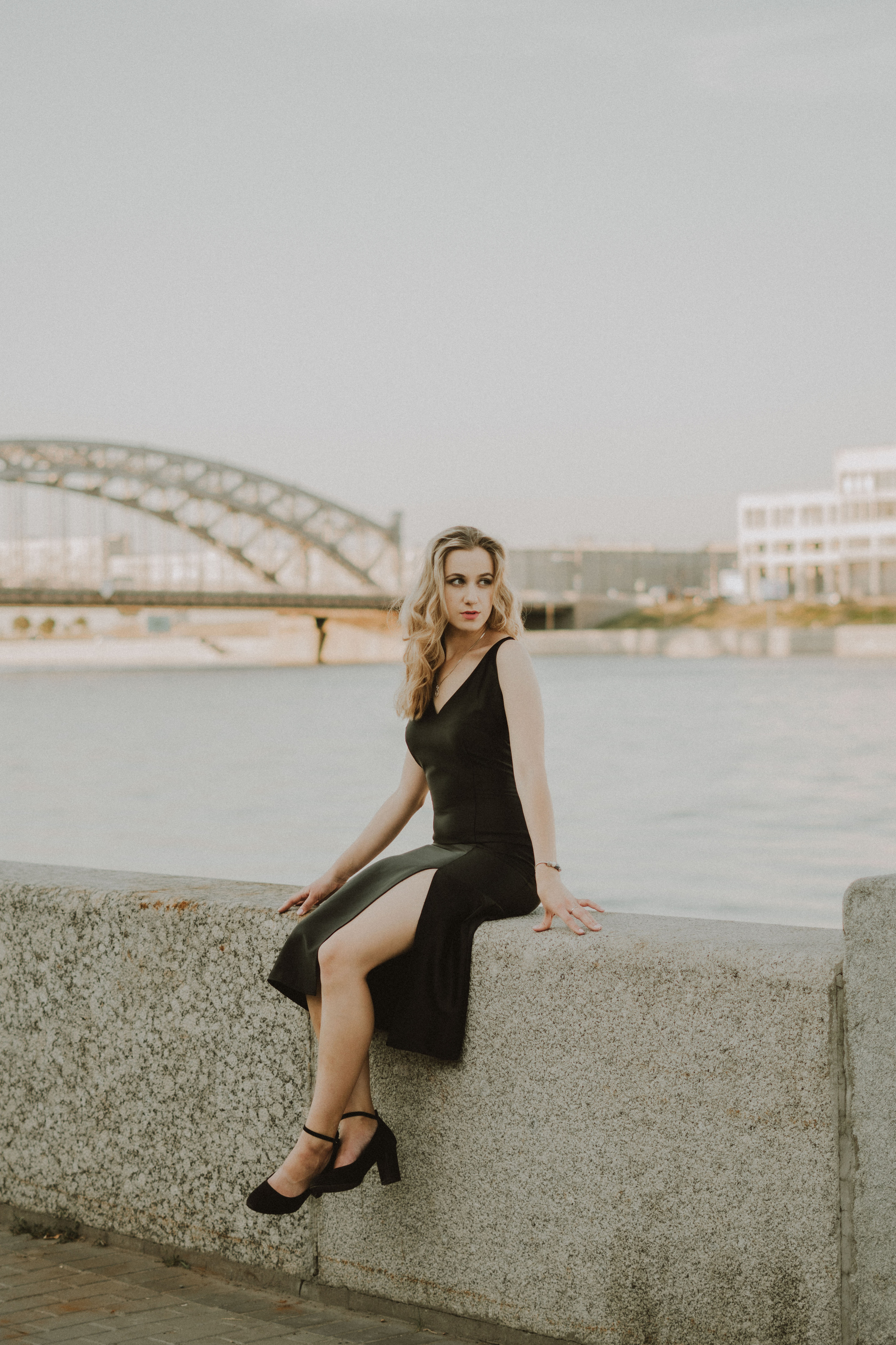 Sofa. Professional Wedding Photographer Geneva & Romande Switzerland | Tanya Creator