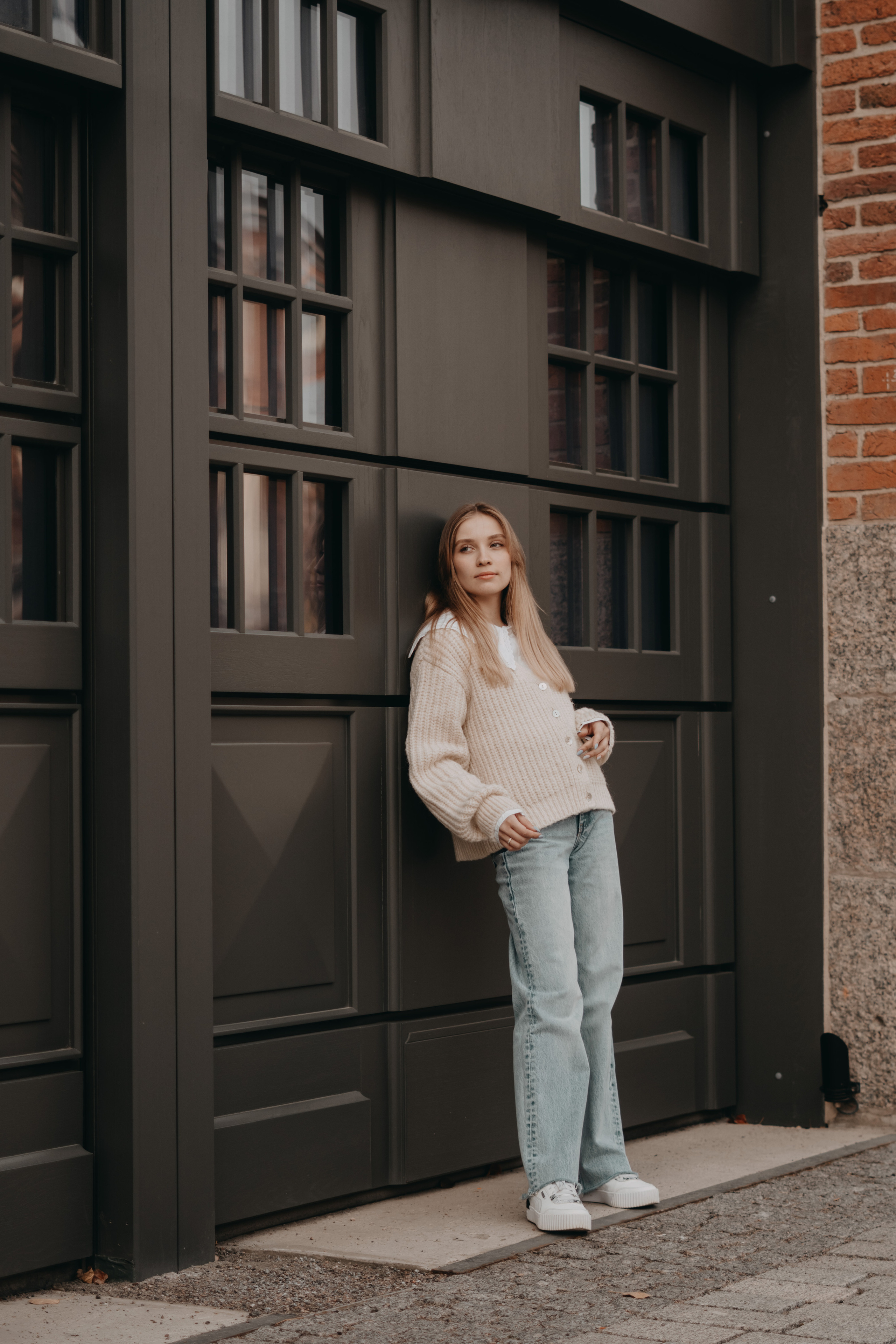 Arina. Professional Wedding Photographer Geneva & Romande Switzerland | Tanya Creator