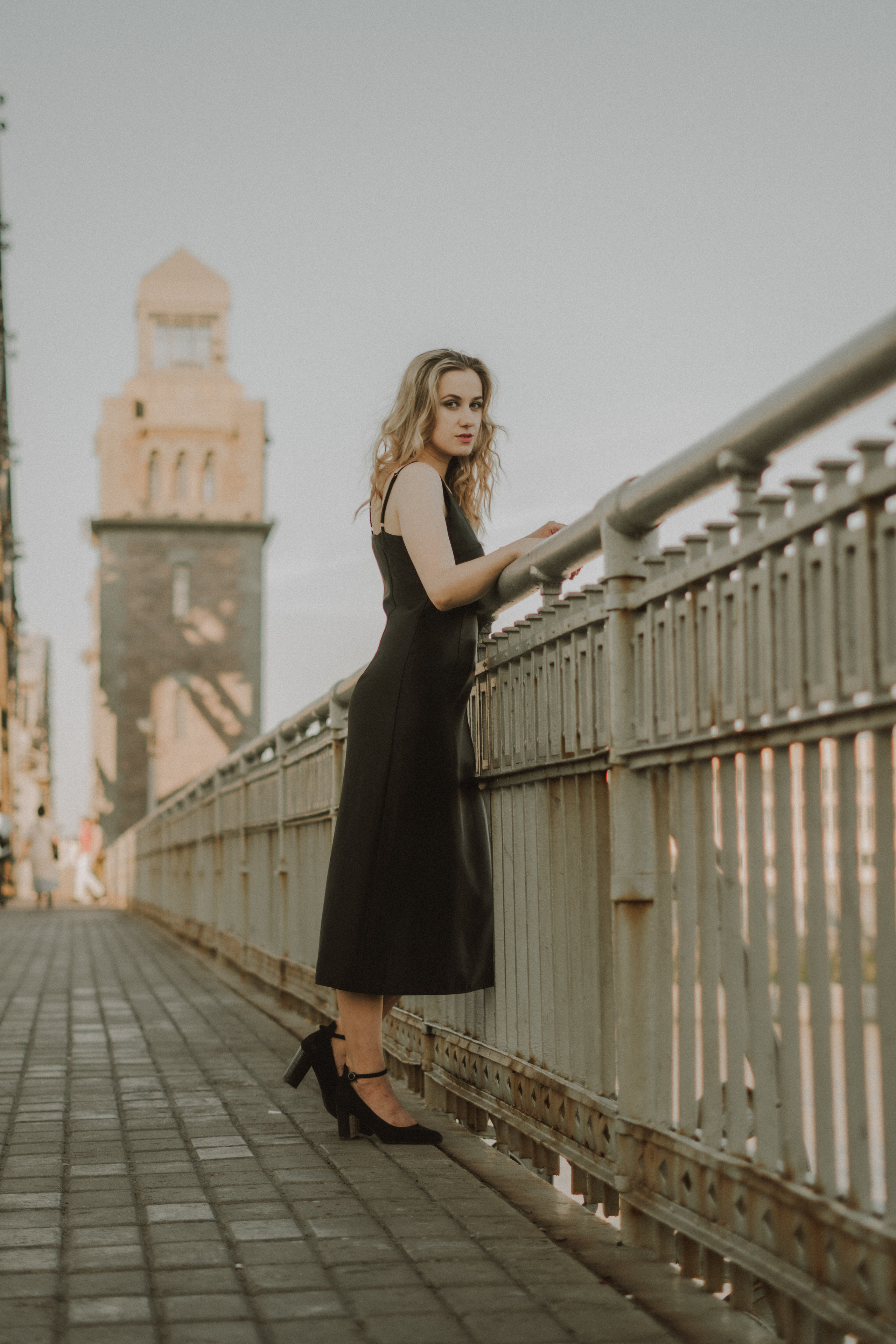 Sofa. Professional Wedding Photographer Geneva & Romande Switzerland | Tanya Creator