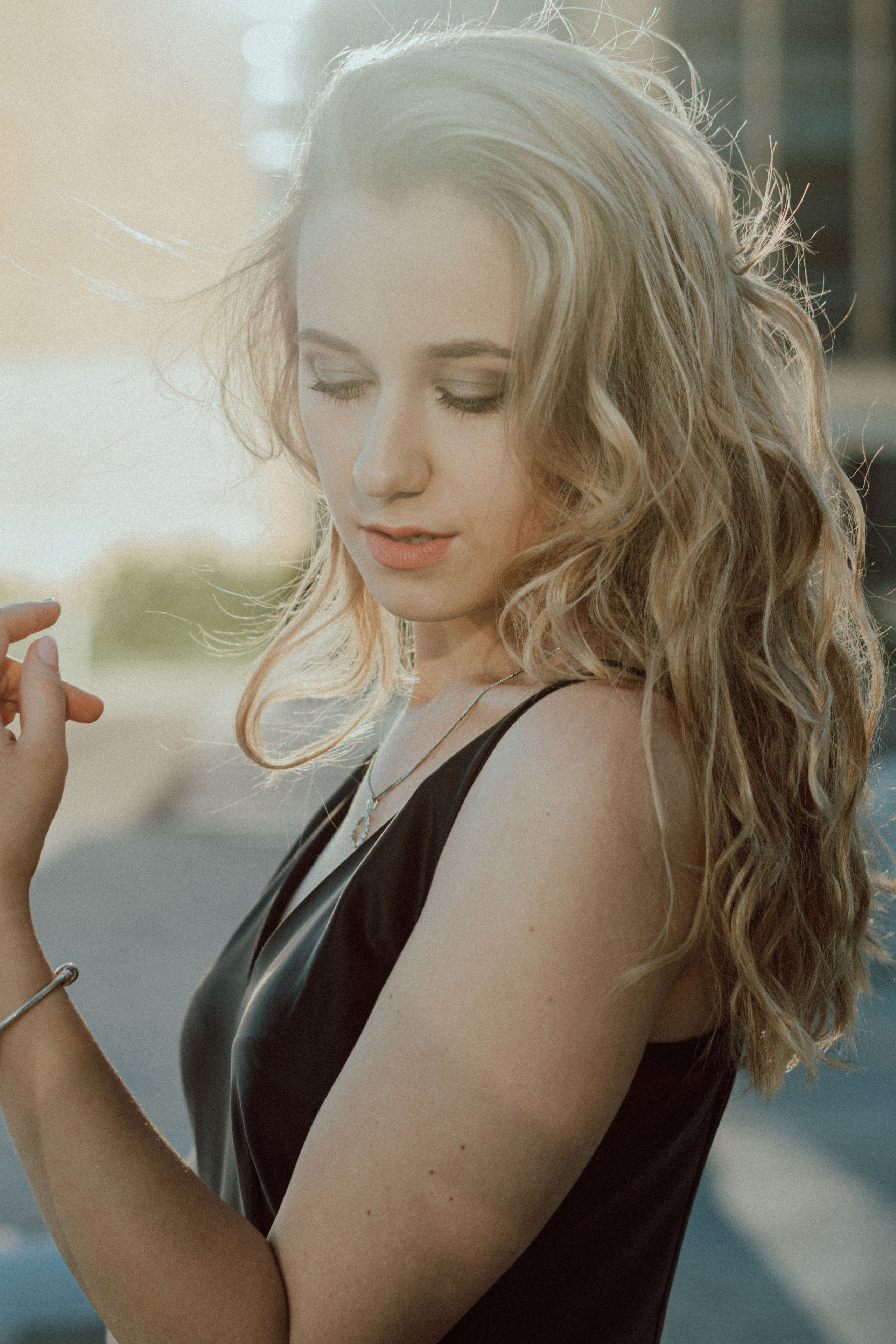 Sofa. Professional Wedding Photographer Geneva & Romande Switzerland | Tanya Creator