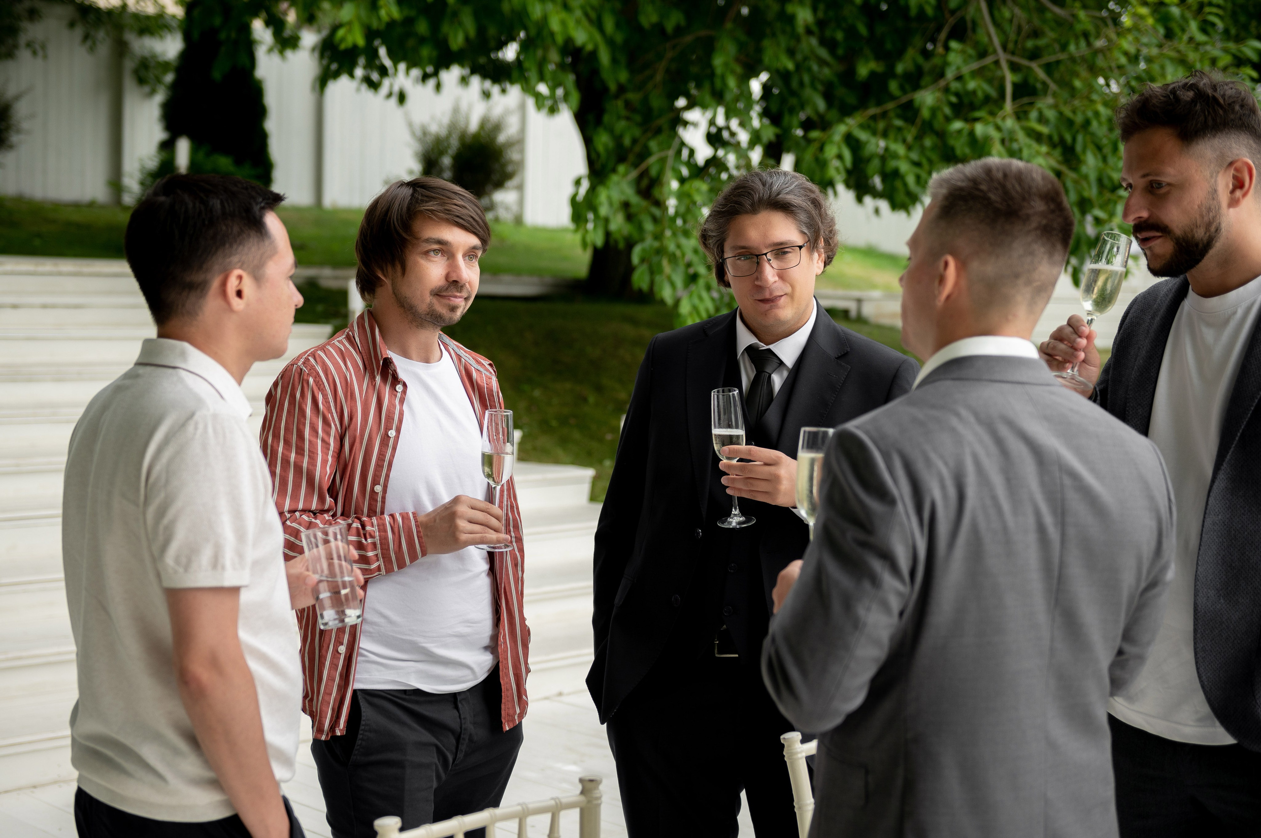 Классическая свадебная фотосессия Аины и Антона по самым красивым местам для свадебной прогулки в Санкт-Петербурге. Портретный, семейный и свадебный фотограф в Санкт-Петербурге и в Пушкине Ширяев Денис