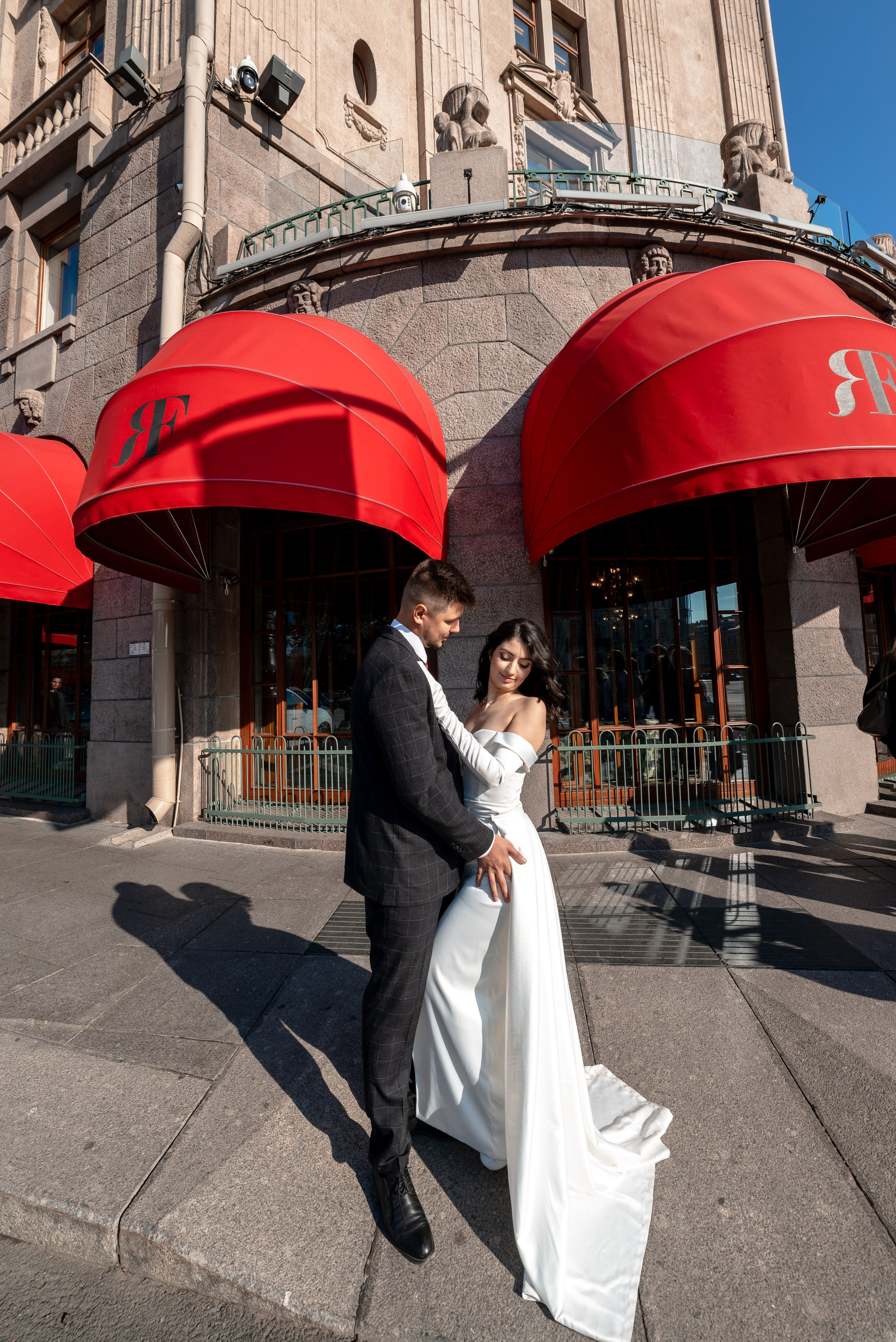 Камерная свадьба в Первом Дворце Бракосочетания №1 на Английской набережной Яны и Евгения. Портретный, семейный и свадебный фотограф в Санкт-Петербурге и в Пушкине Ширяев Денис