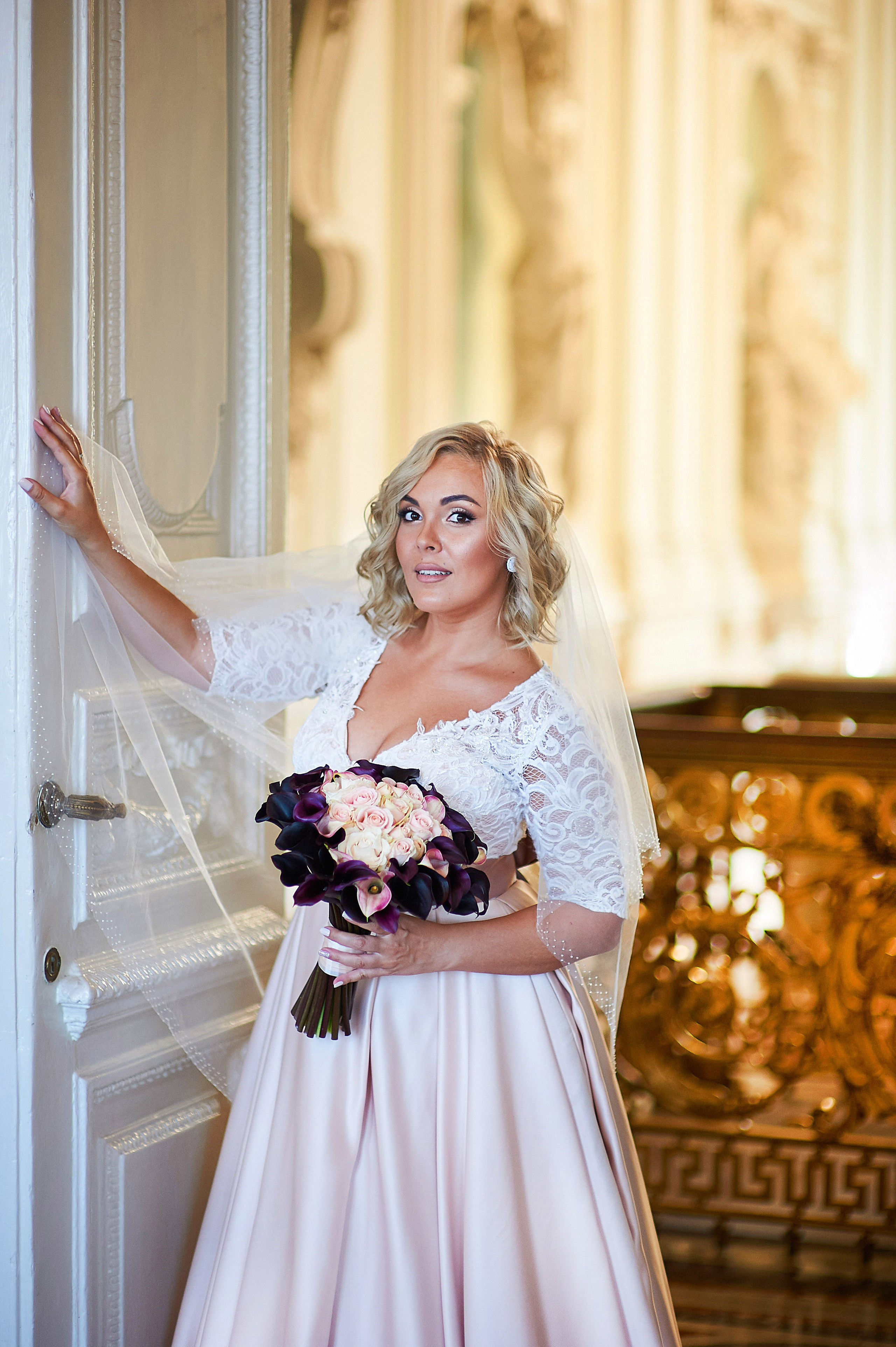 Марта и Анатолий (фотосессия на Витебском вокзале). Портретный, семейный и свадебный фотограф в Санкт-Петербурге и в Пушкине Ширяев Денис