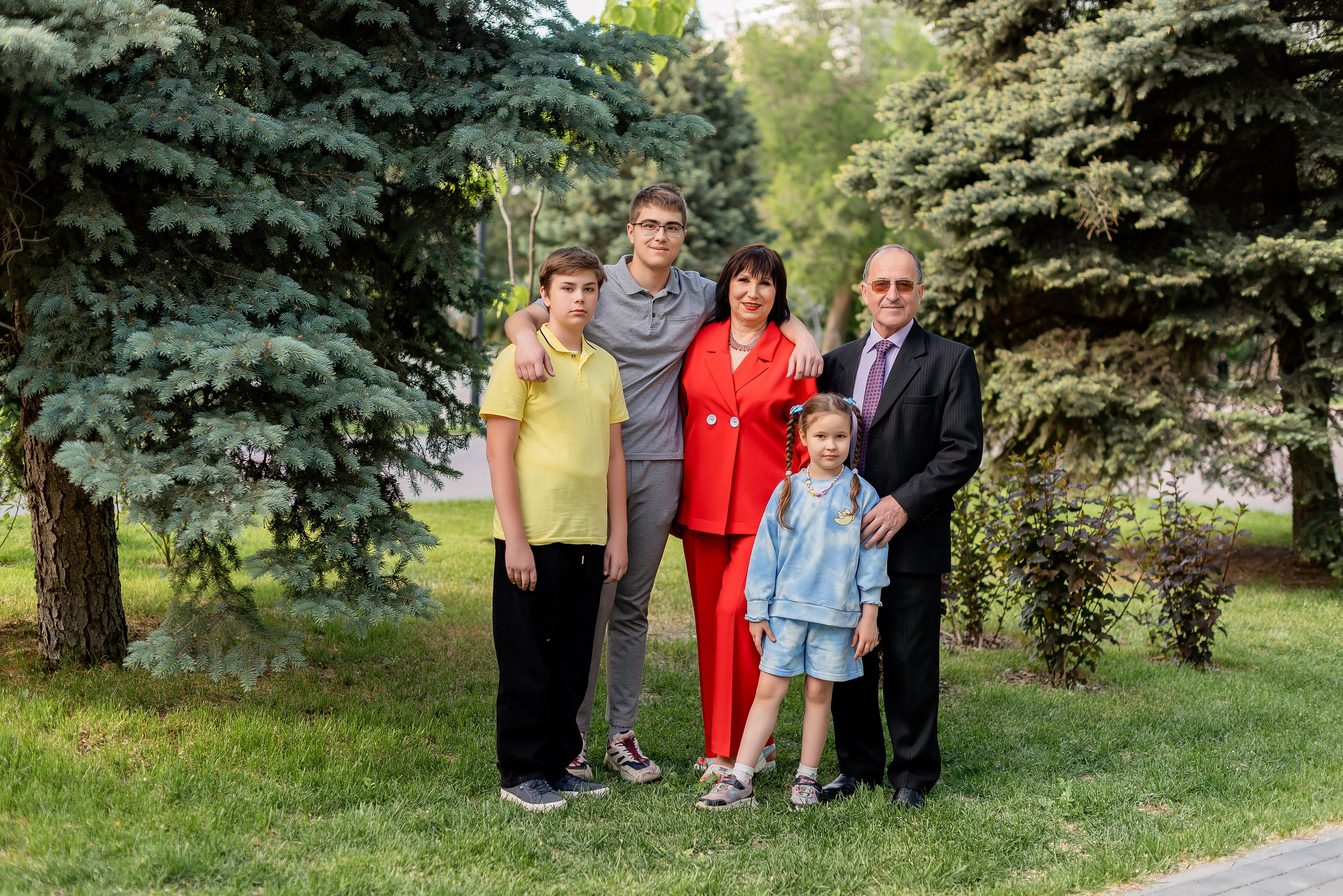 Людмила Ивановна с семьей. Фотограф Татьяна Иванчикова