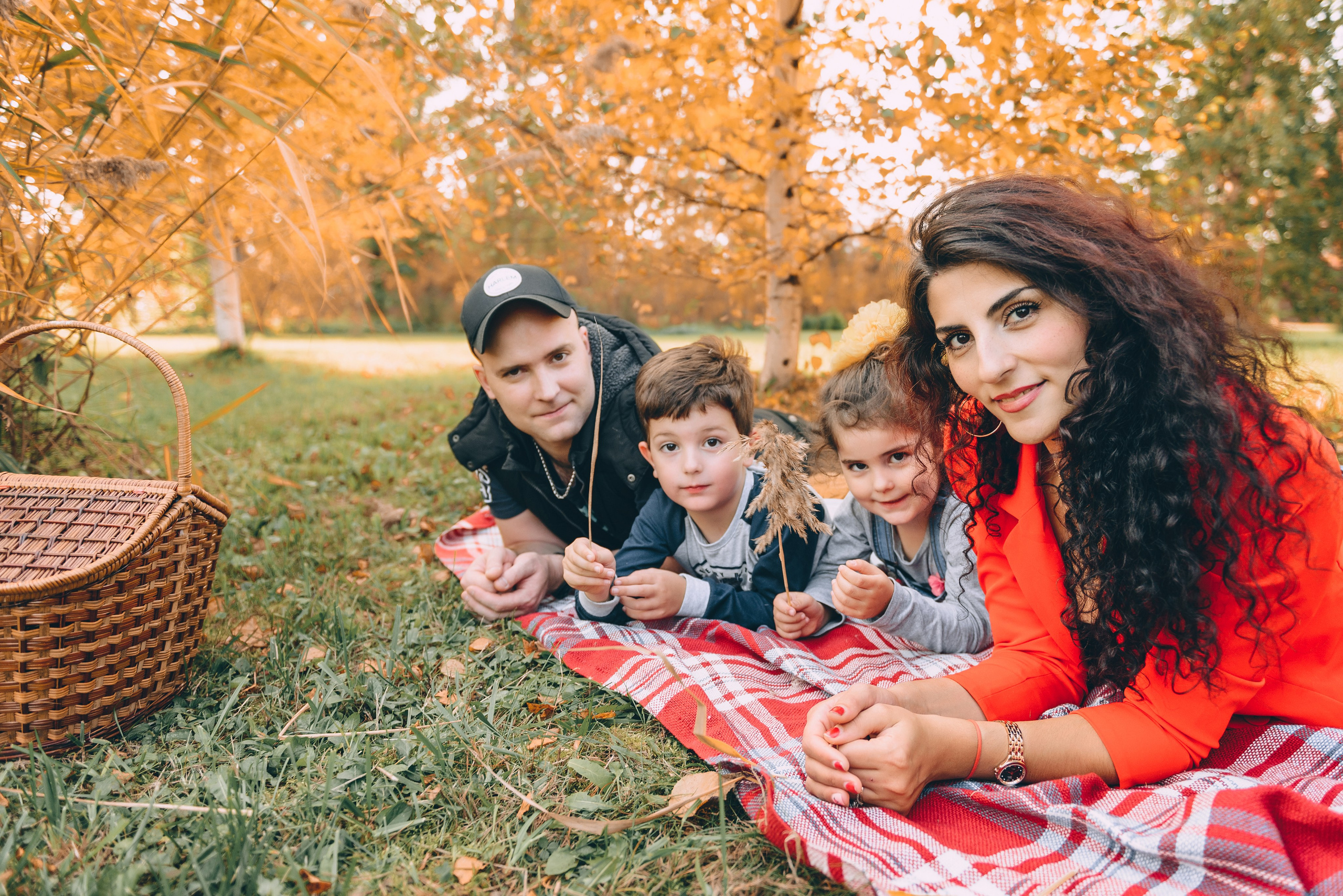 Золотая осень, парки, любовь. Свадебный и семейный фотограф София Невская