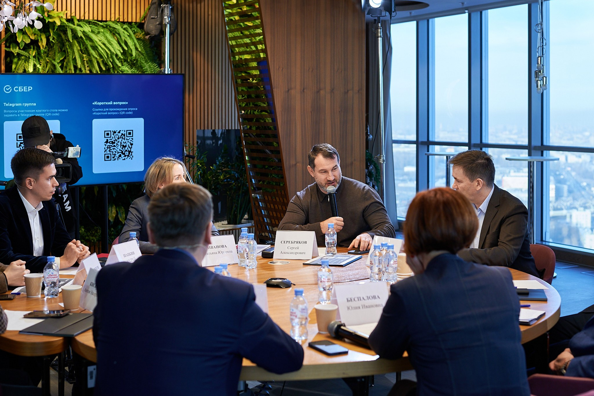 Кредитная игла. Иван Ступа, репортажный фотограф в Санкт-Петербурге и Ленинградской области