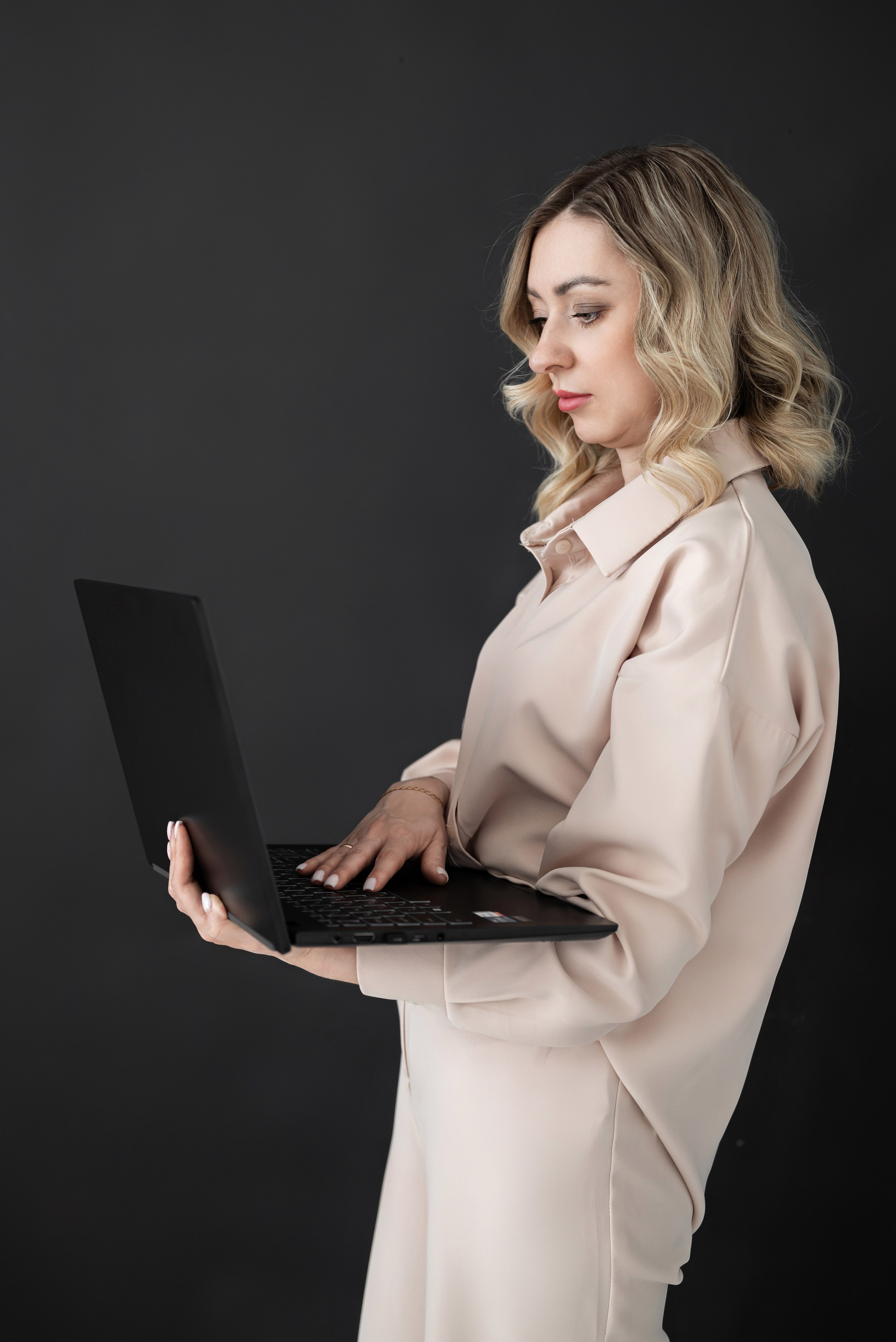 Елена. Мастер по наращиванию ресниц. Фотограф в городе Салават