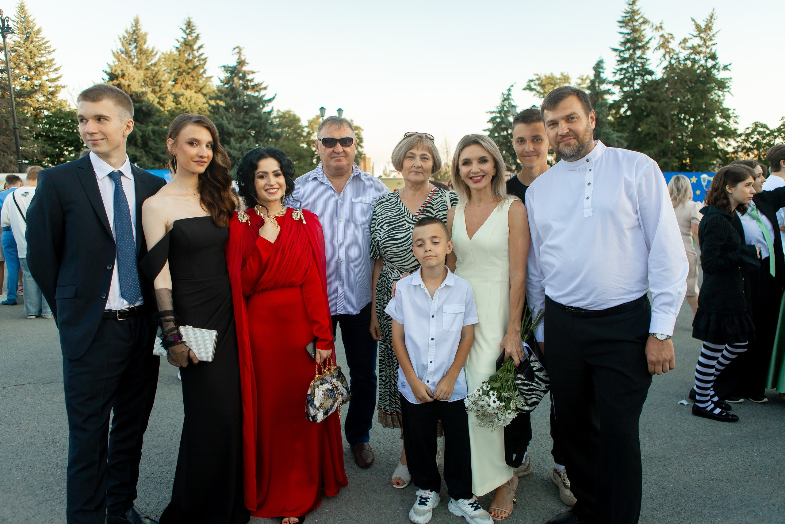 Выпускной Гимназия 12 2024 г. Свадебный и портретный Фотограф в Липецке Дмитрий Котюков