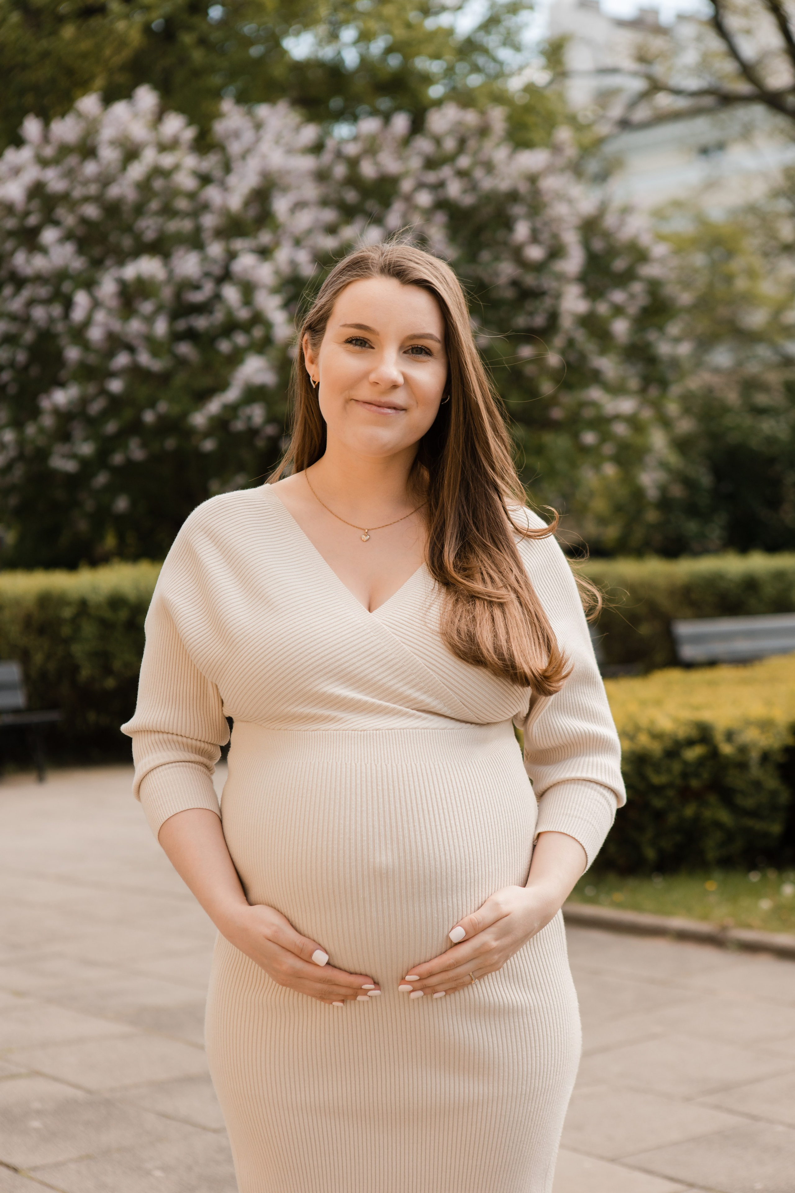Семейная фотосессия Андрея и Марии. Видеосъемка и фотосъемка свадеб. Фотограф и оператор на свадьбу. Видеосъемка подкастов, собственная видео-фотостудии. Предметная фотосъемка