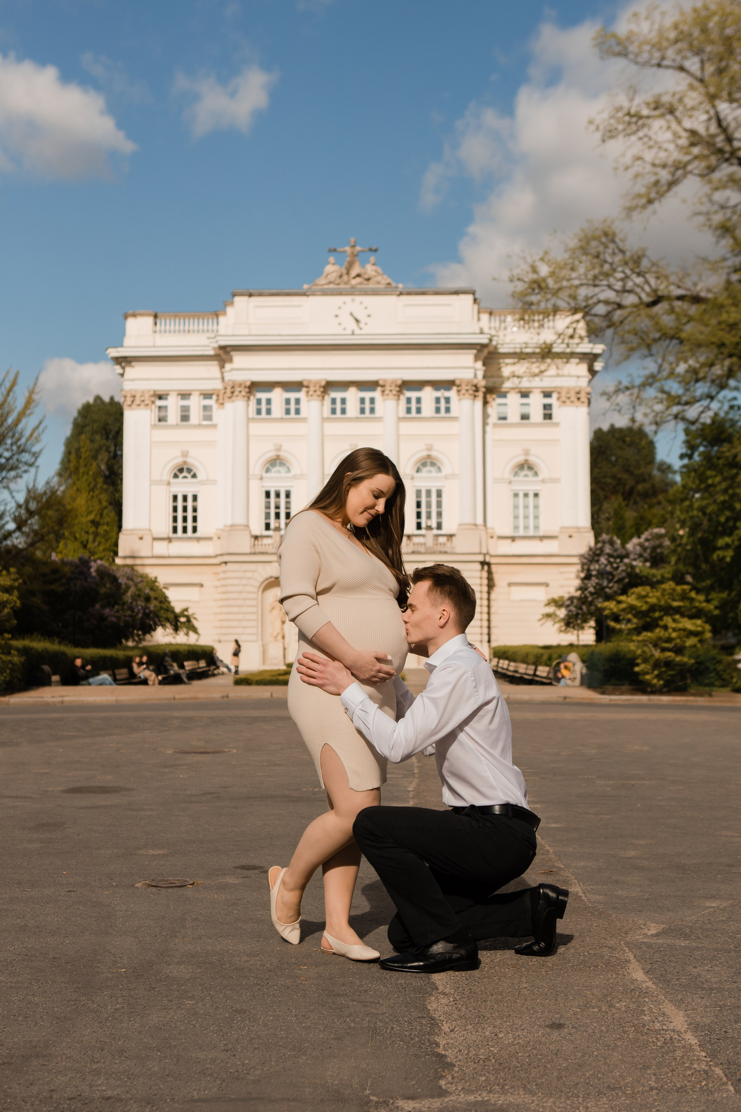 Семейная фотосессия Андрея и Марии. Видеосъемка и фотосъемка свадеб. Фотограф и оператор на свадьбу. Видеосъемка подкастов, собственная видео-фотостудии. Предметная фотосъемка