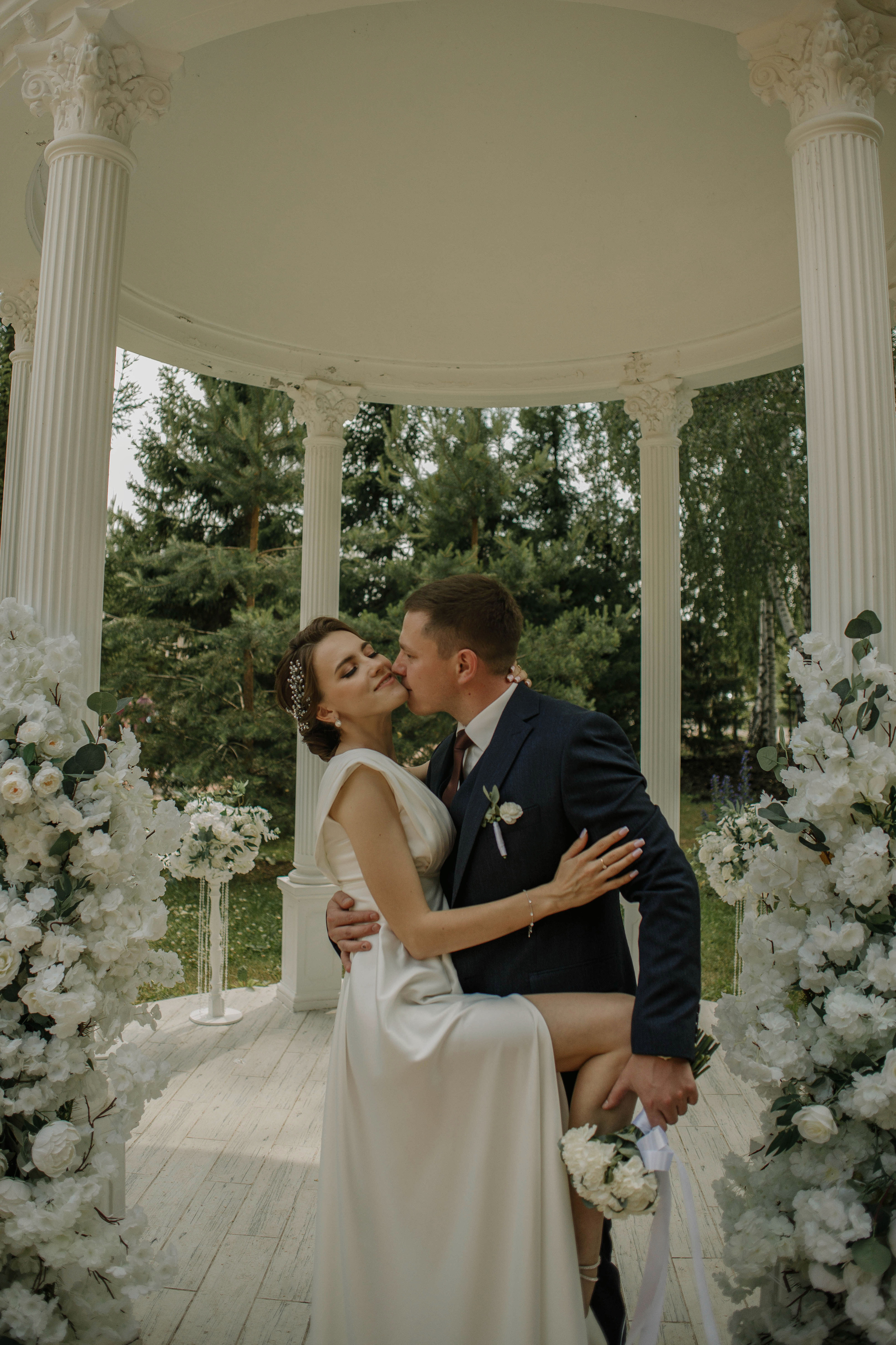 Свадьба в Версале. Профессиональный фотограф в городе Уфа