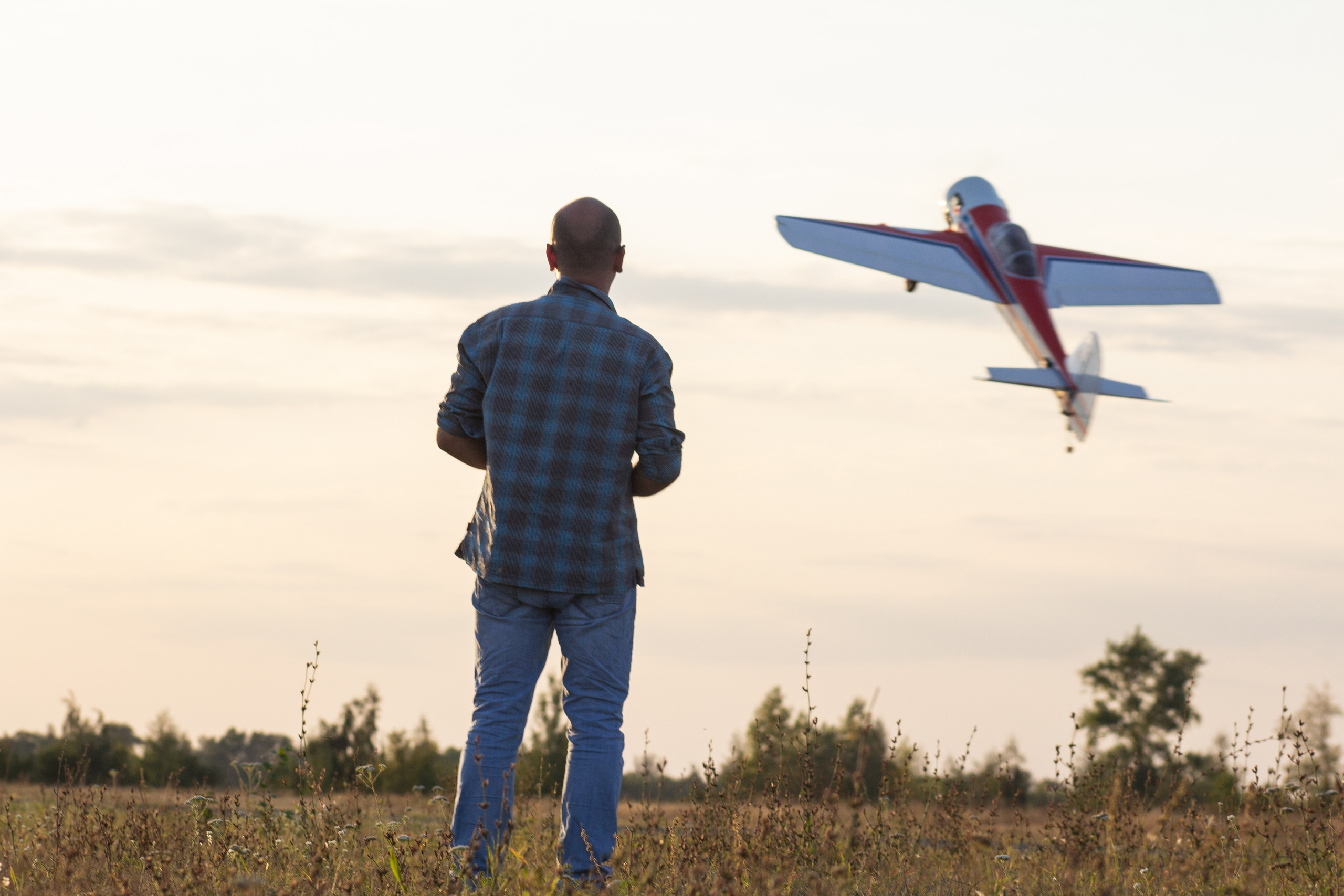 Plane. Lifestyle photographer Turku. I catch emotions in the frame